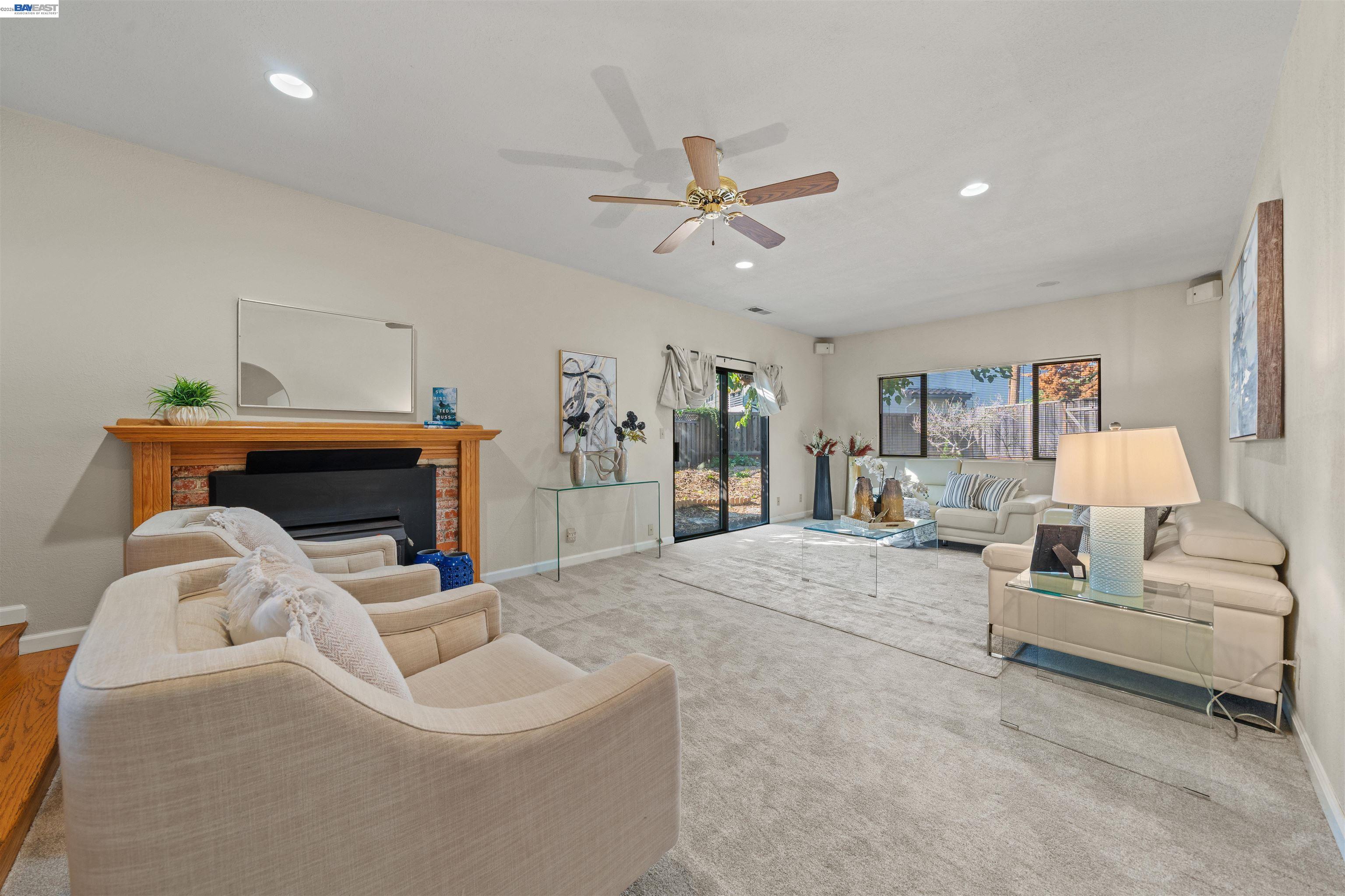 Detail Gallery Image 17 of 48 For 3393 Sutton Loop, Fremont,  CA 94536 - 4 Beds | 3 Baths