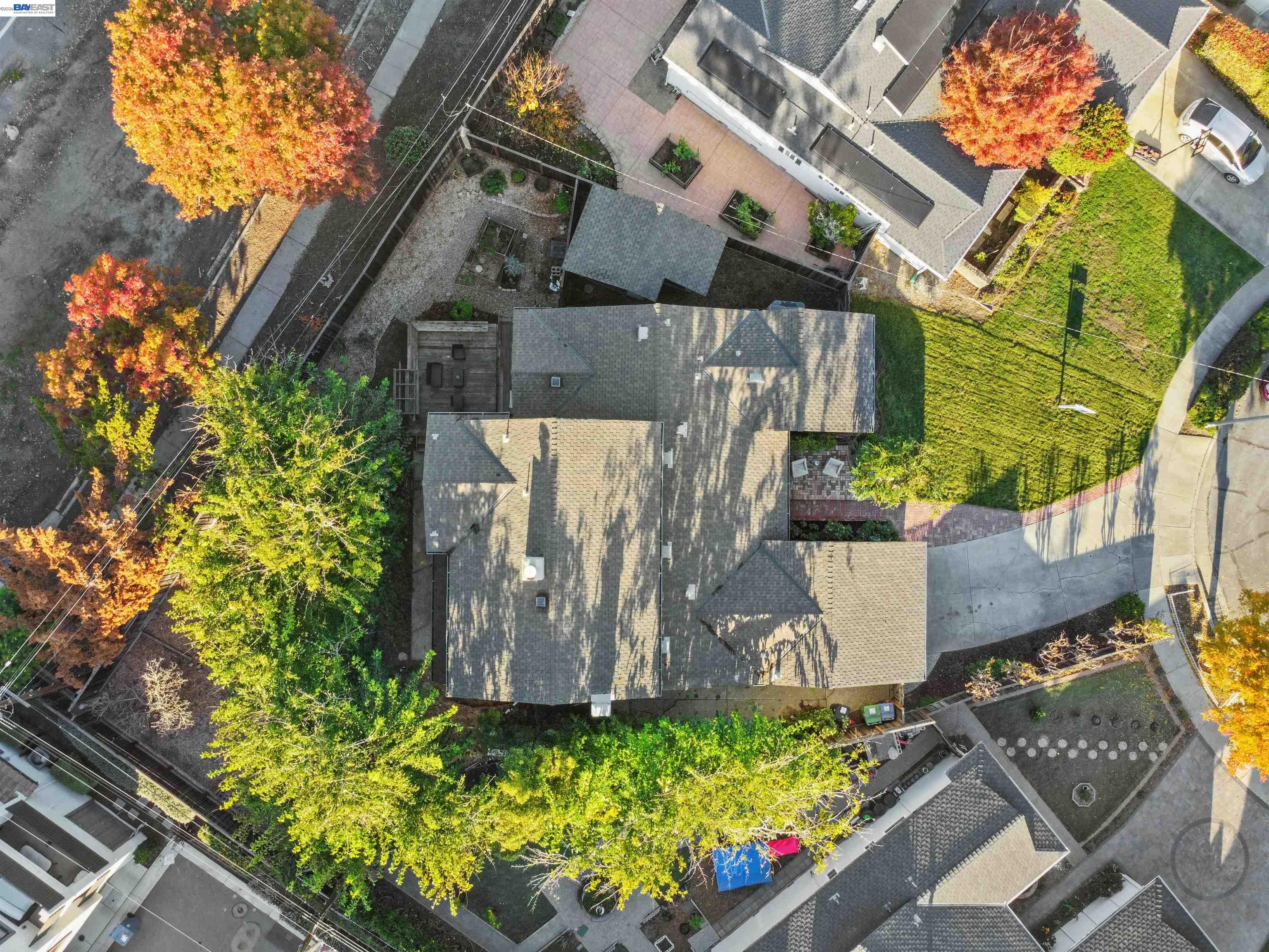 Detail Gallery Image 4 of 48 For 3393 Sutton Loop, Fremont,  CA 94536 - 4 Beds | 3 Baths