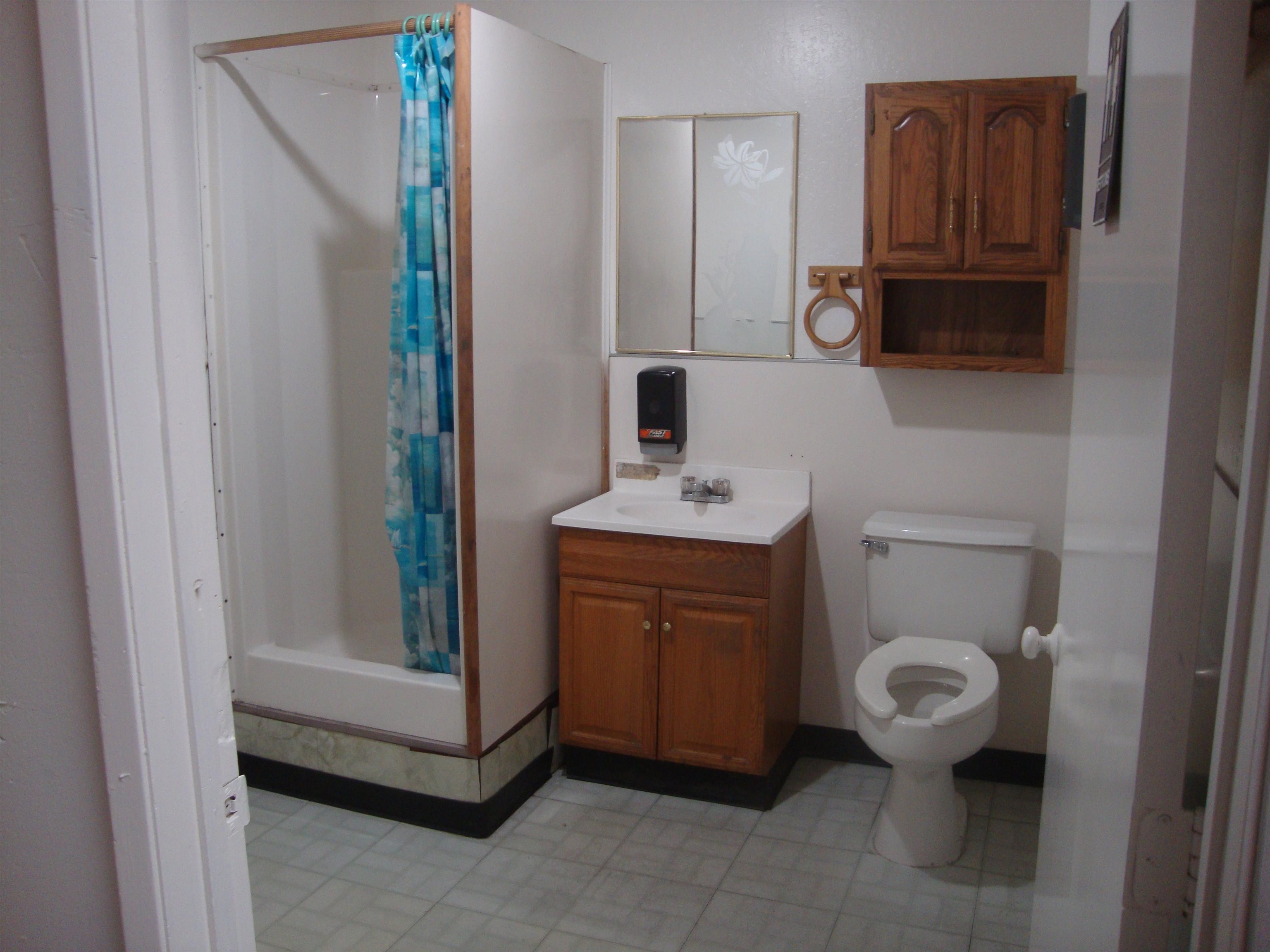 Detail Gallery Image 3 of 9 For 2519 W Winton Ave #2e, Hayward,  CA 94545 - – Beds | – Baths