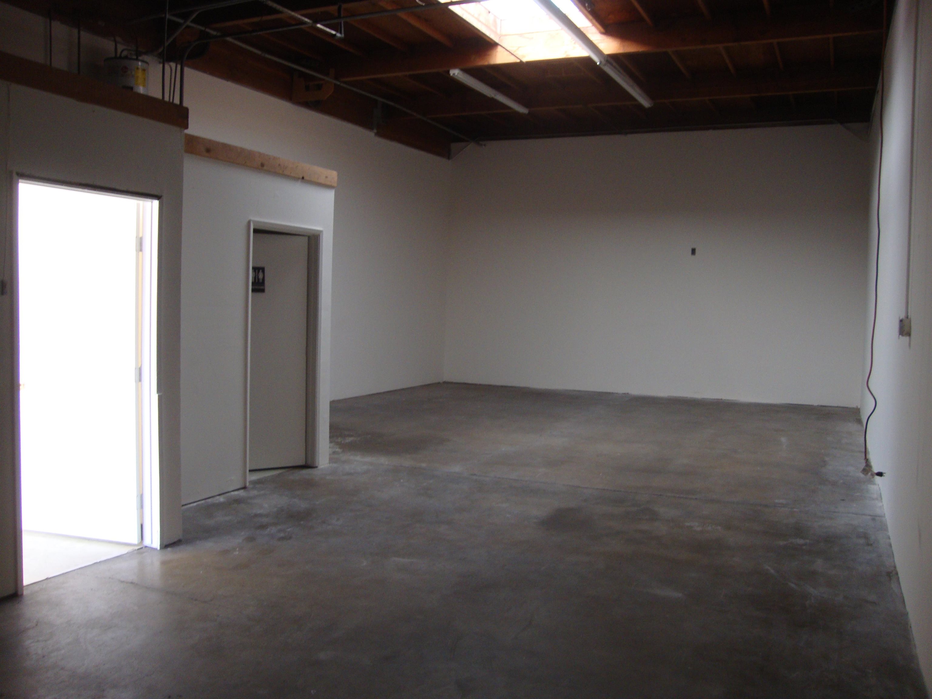 Detail Gallery Image 5 of 9 For 2519 W Winton Ave #2e, Hayward,  CA 94545 - – Beds | – Baths
