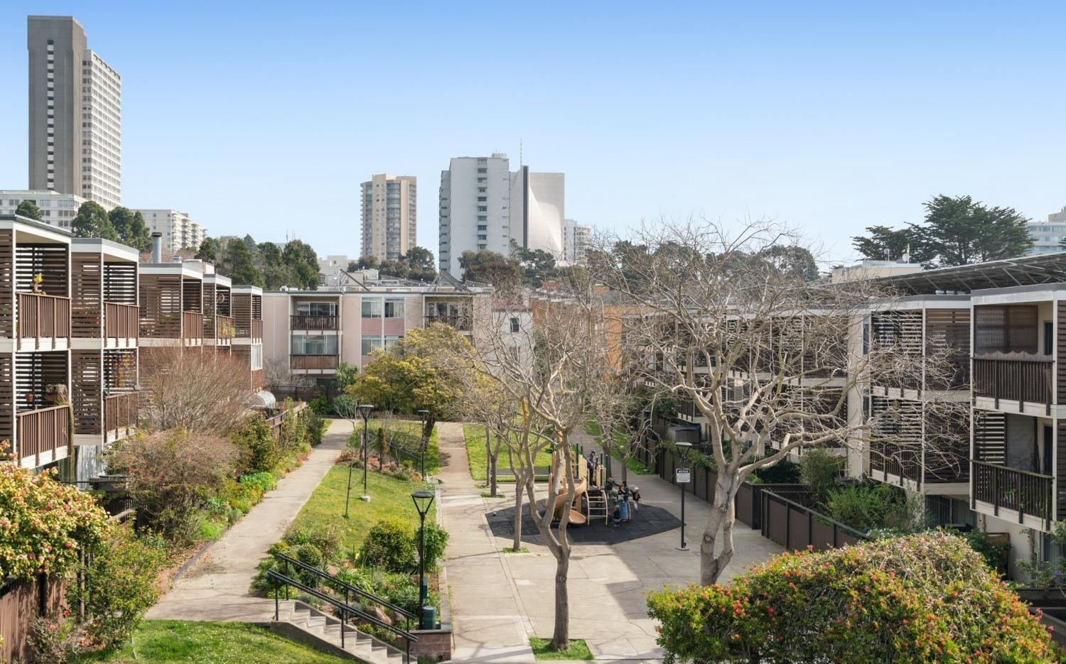 Detail Gallery Image 16 of 19 For 1540 Ofarrell St #1,  San Francisco,  CA 94115 - 3 Beds | 2 Baths