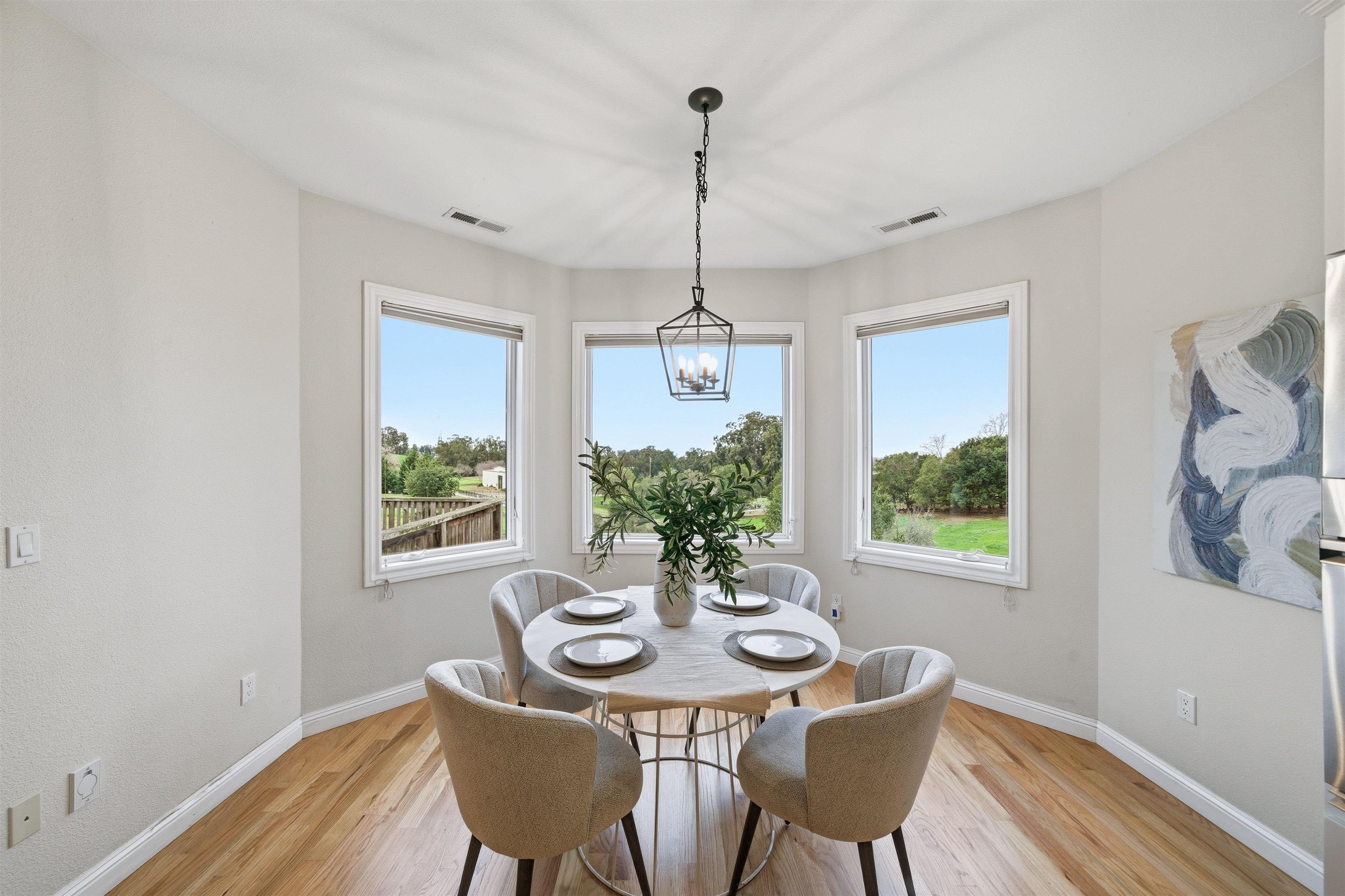 Detail Gallery Image 21 of 49 For 24785 Fairview Ave, Hayward,  CA 94542 - 3 Beds | 2 Baths