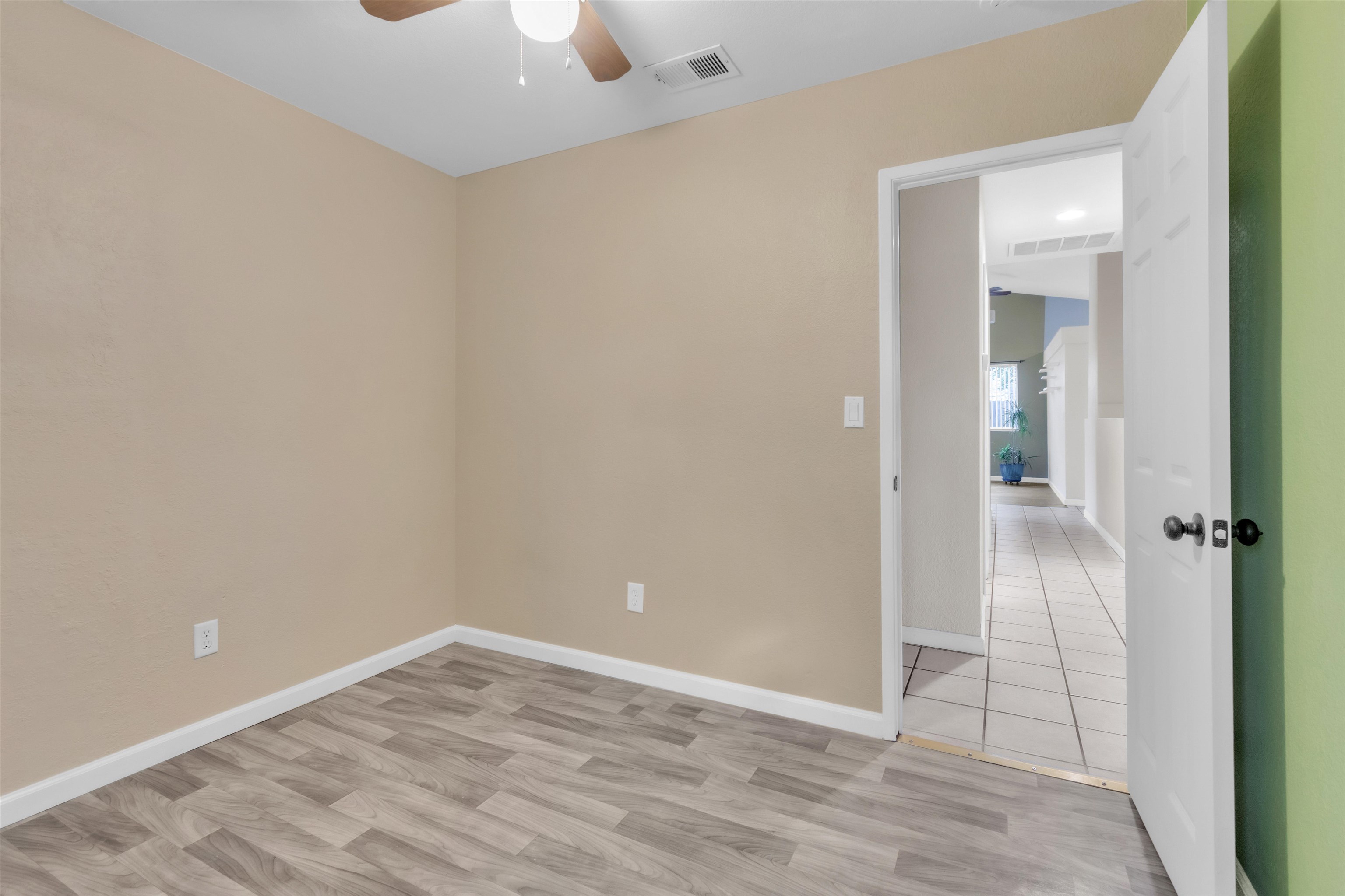 Detail Gallery Image 18 of 42 For 14061 Jasper St, Lathrop,  CA 95330 - 3 Beds | 2 Baths