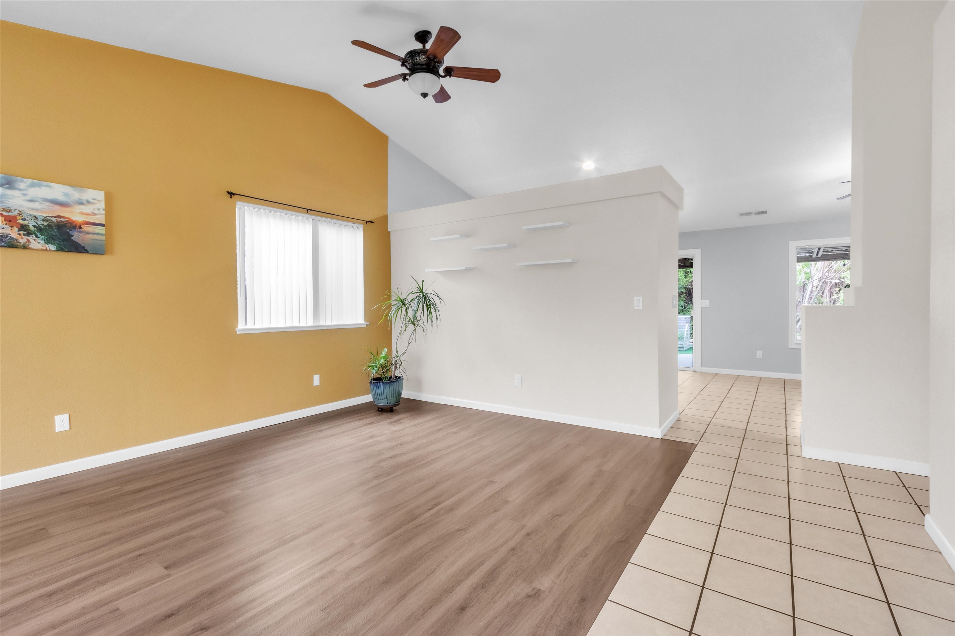 Detail Gallery Image 6 of 42 For 14061 Jasper St, Lathrop,  CA 95330 - 3 Beds | 2 Baths