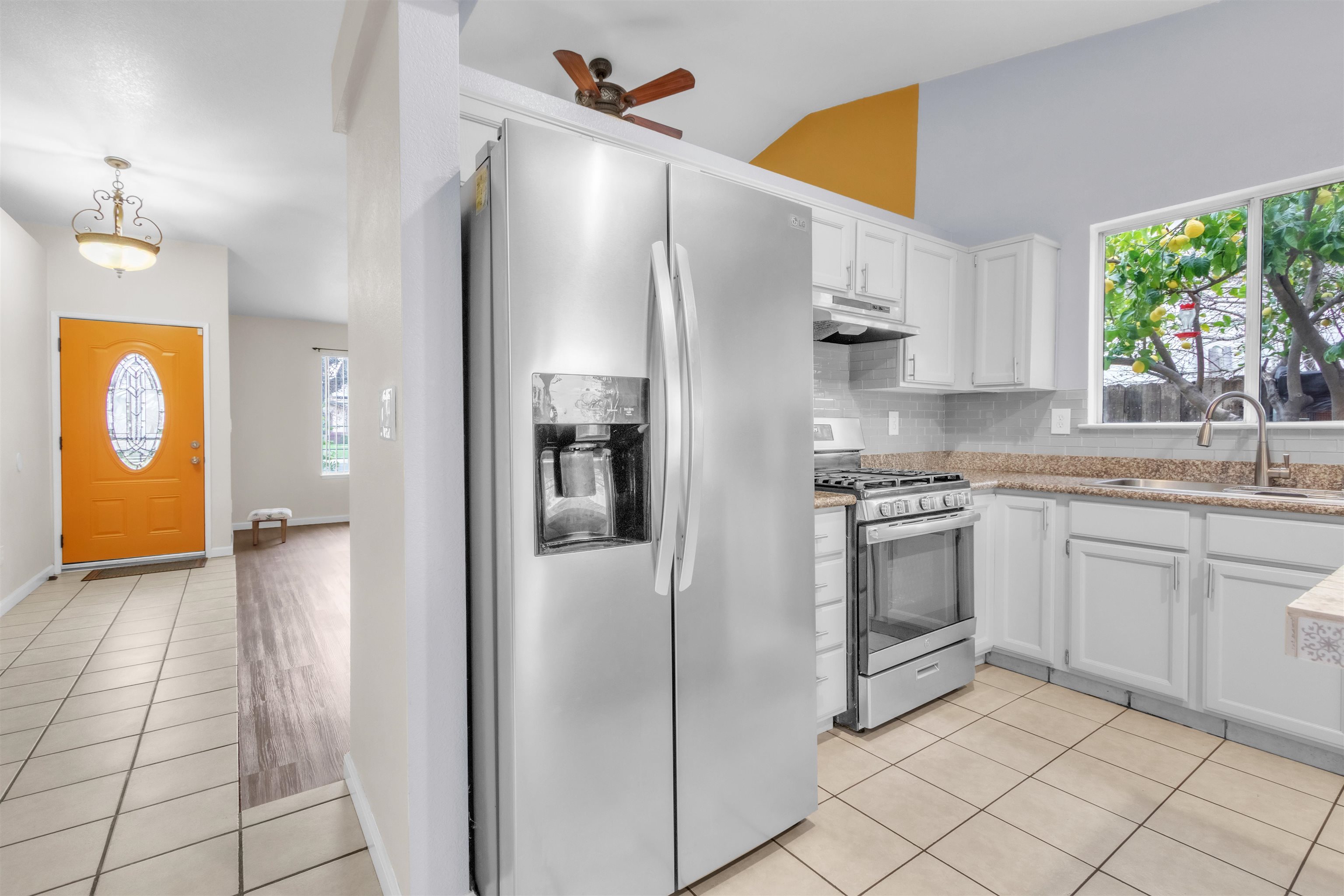 Detail Gallery Image 10 of 42 For 14061 Jasper St, Lathrop,  CA 95330 - 3 Beds | 2 Baths