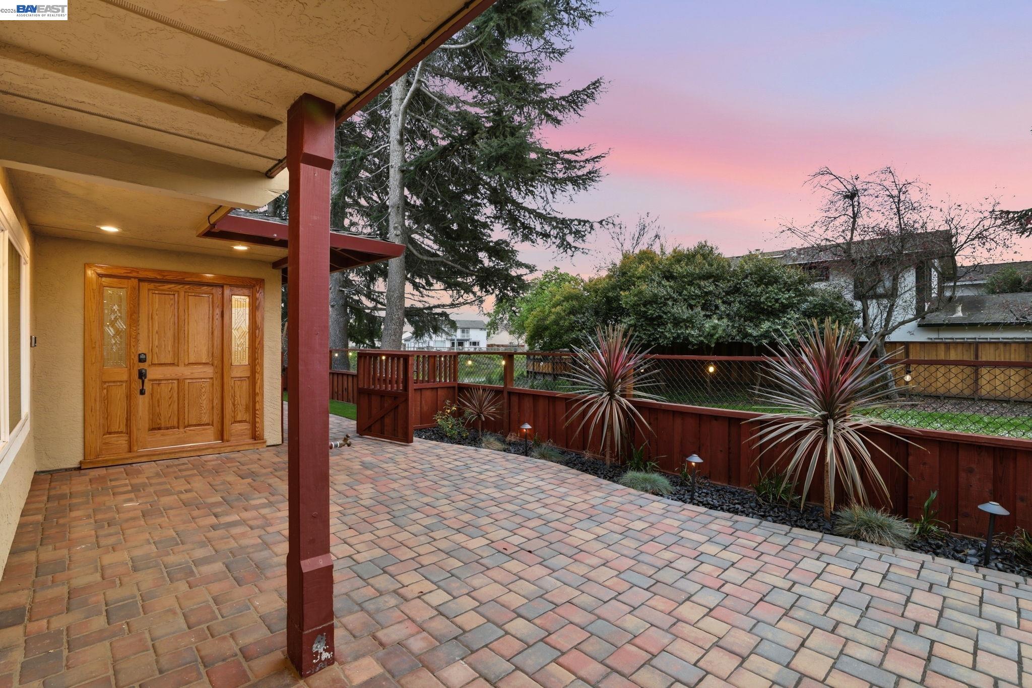 Detail Gallery Image 6 of 59 For 5136 Ramsgate Dr, Newark,  CA 94560 - 4 Beds | 2/1 Baths