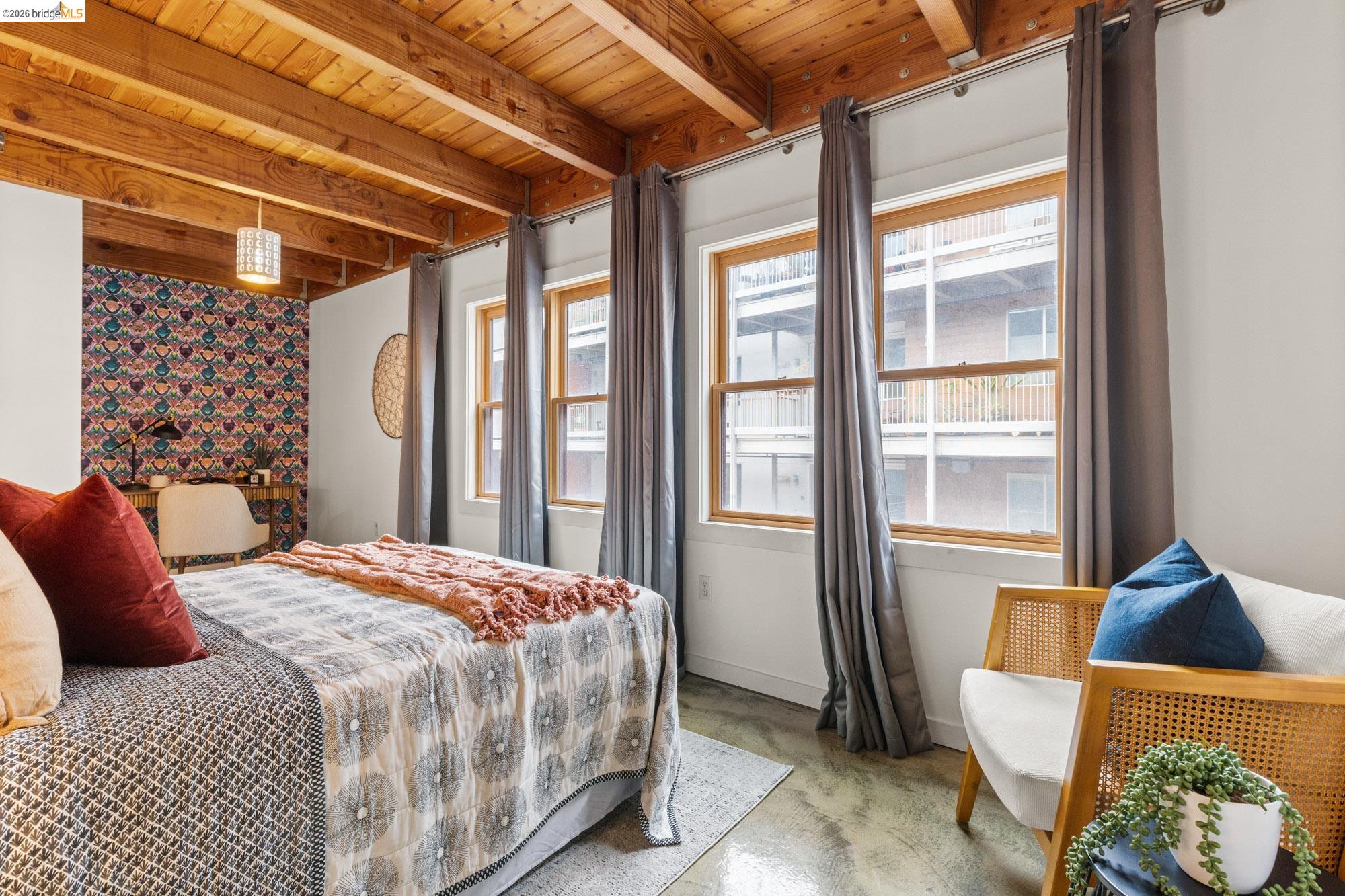 Detail Gallery Image 13 of 28 For 2875 Glascock St #209,  Oakland,  CA 94601 - 2 Beds | 2 Baths