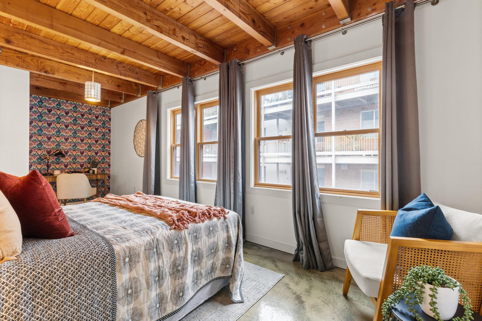 Detail Gallery Image 13 of 28 For 2875 Glascock St #209,  Oakland,  CA 94601 - 2 Beds | 2 Baths