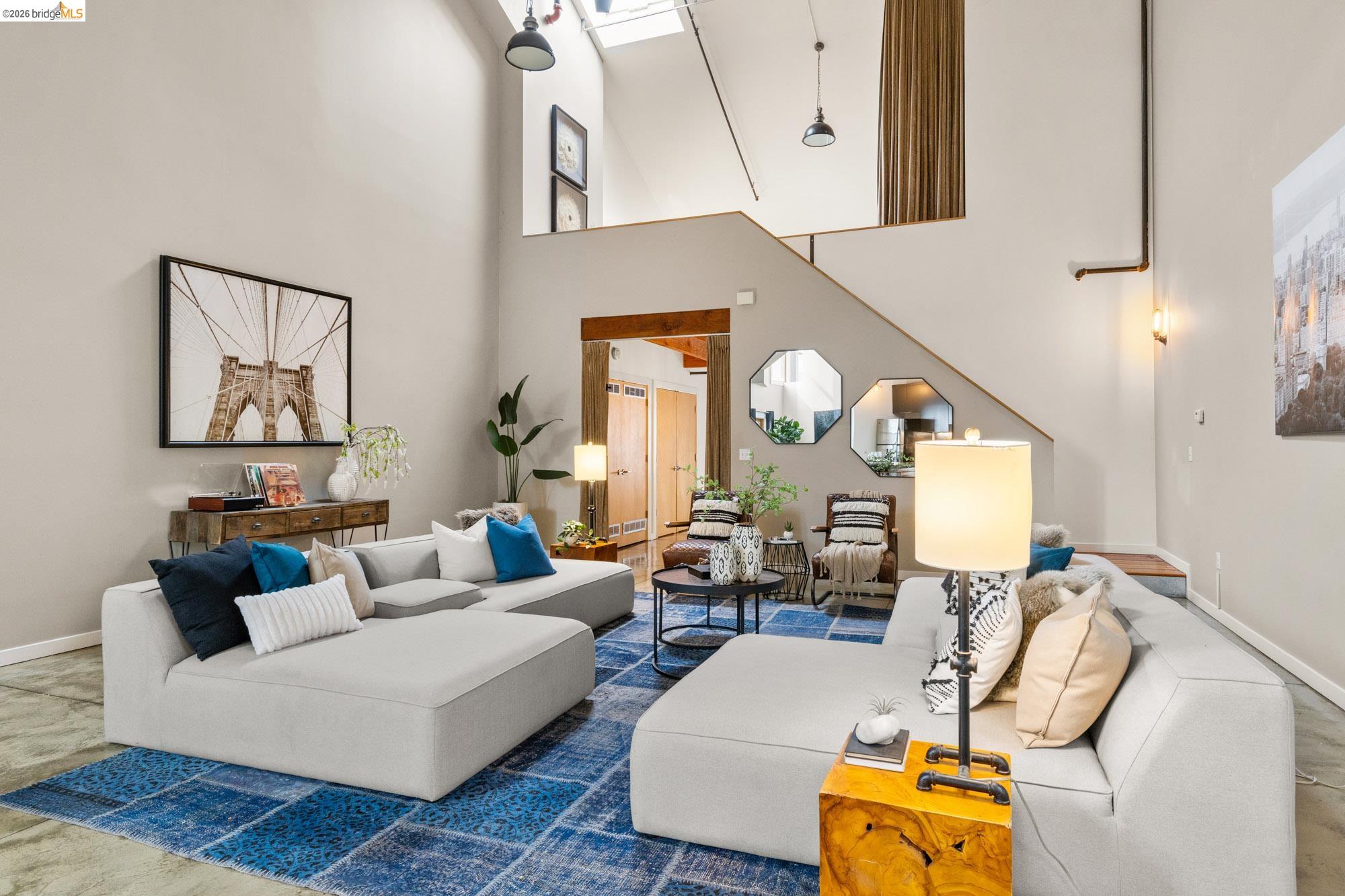 Detail Gallery Image 9 of 28 For 2875 Glascock St #209,  Oakland,  CA 94601 - 2 Beds | 2 Baths