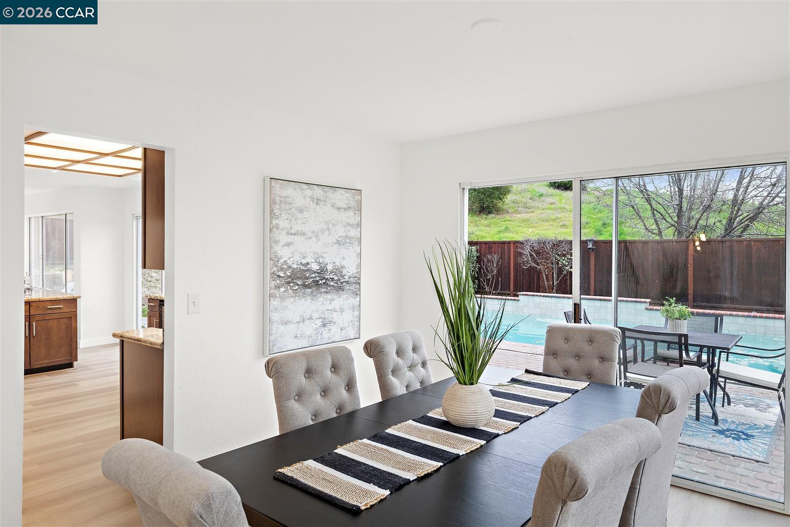 Detail Gallery Image 12 of 56 For 5104 Carriage Way, Antioch,  CA 94531 - 4 Beds | 3 Baths