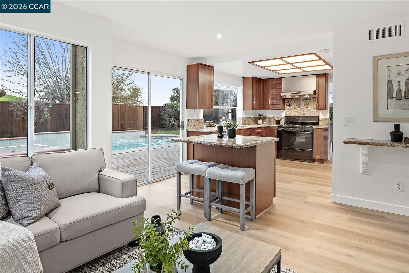 Detail Gallery Image 19 of 56 For 5104 Carriage Way, Antioch,  CA 94531 - 4 Beds | 3 Baths