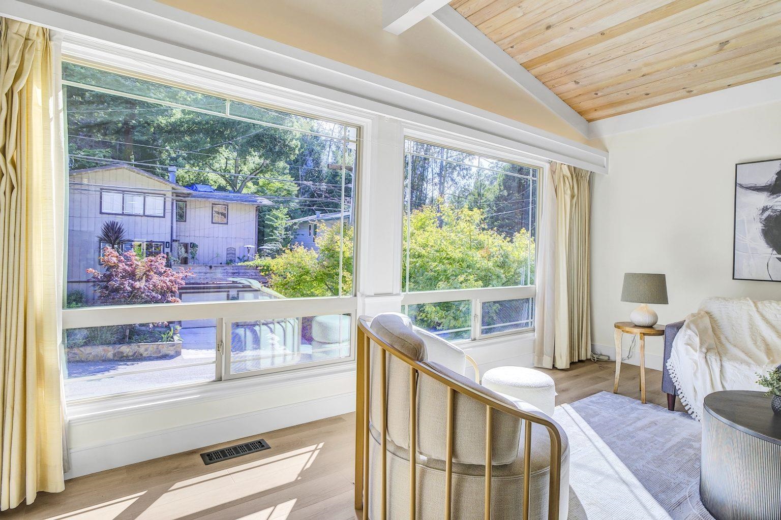 Detail Gallery Image 17 of 38 For 6635 Banning Dr, Oakland,  CA 94611 - 2 Beds | 1/1 Baths