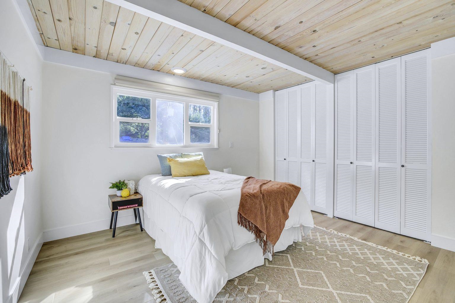 Detail Gallery Image 22 of 38 For 6635 Banning Dr, Oakland,  CA 94611 - 2 Beds | 1/1 Baths