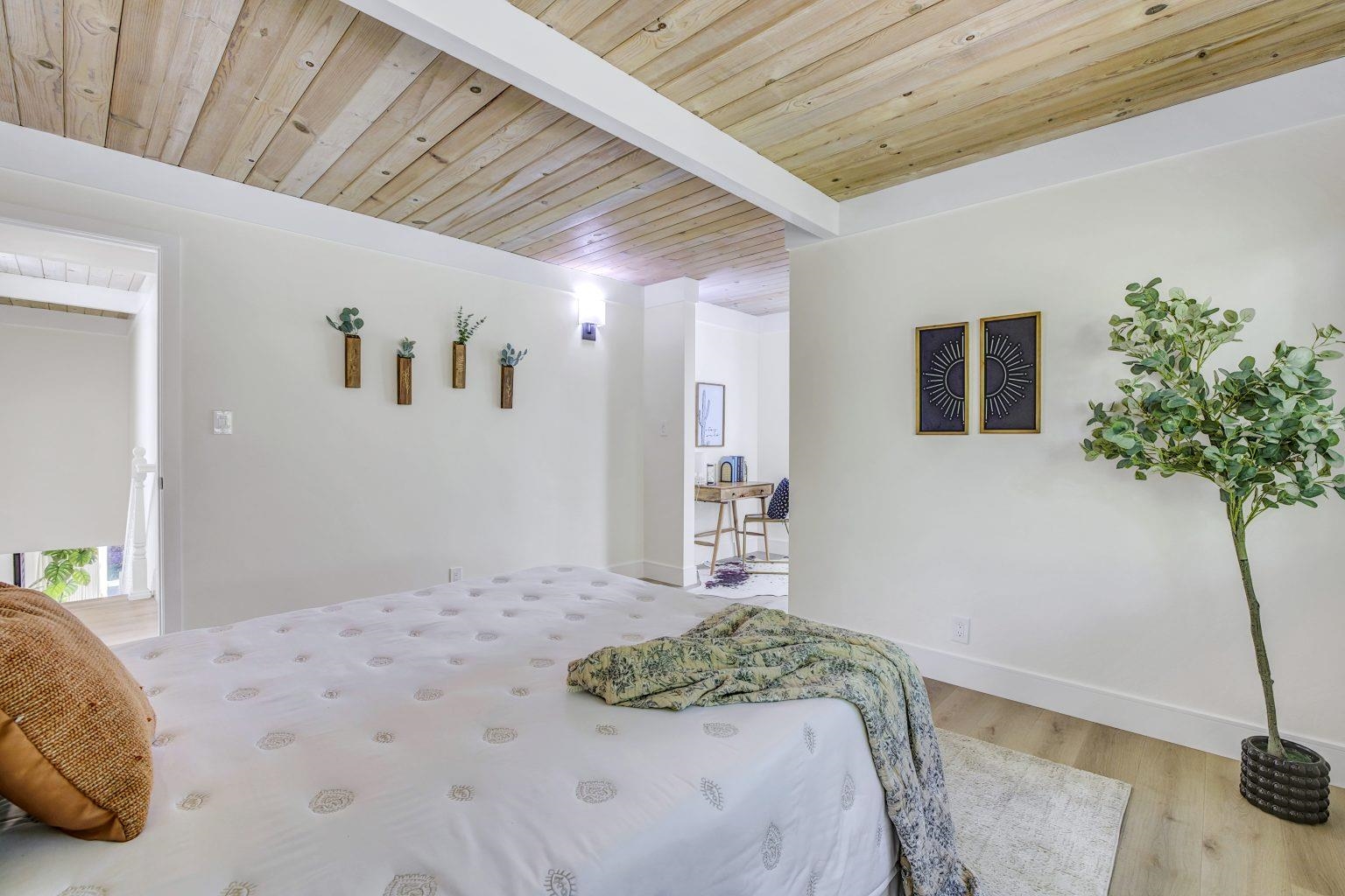 Detail Gallery Image 27 of 38 For 6635 Banning Dr, Oakland,  CA 94611 - 2 Beds | 1/1 Baths