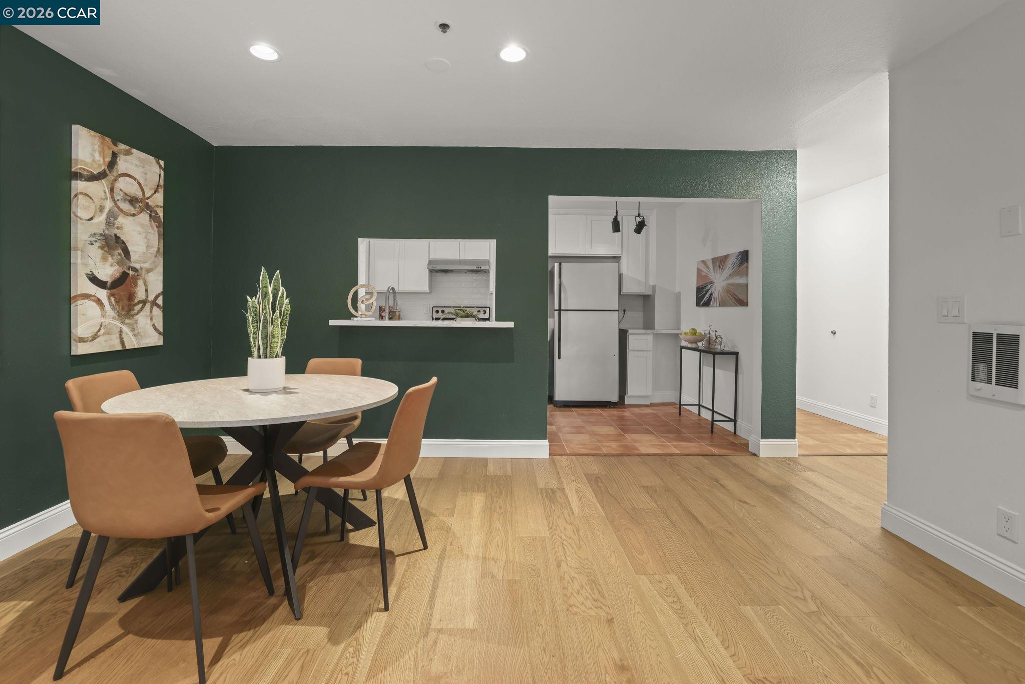 322 Hanover Ave UNIT 107, Oakland, CA, 94606