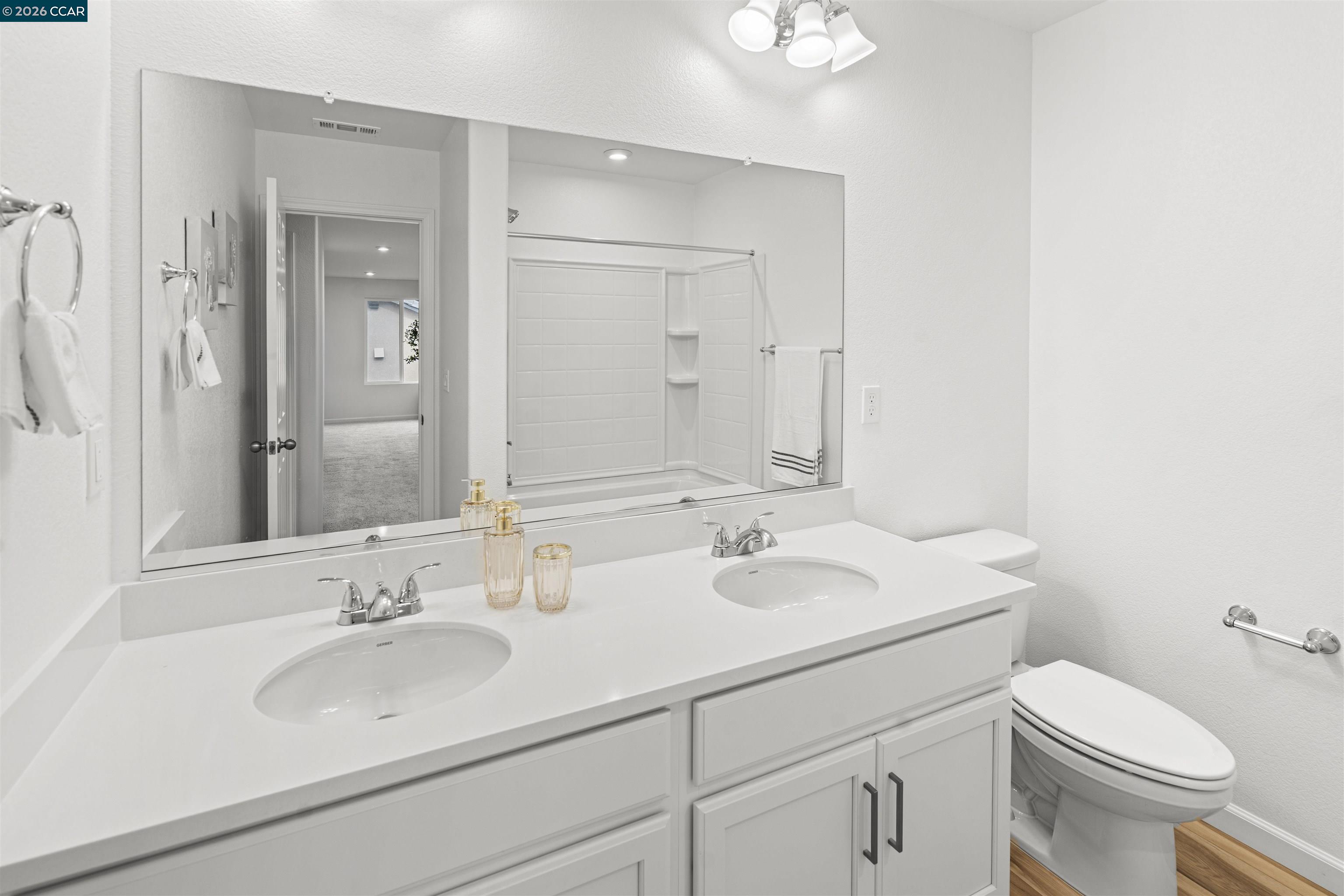 Detail Gallery Image 20 of 38 For 953 Arneis Ave, Manteca,  CA 95337 - 4 Beds | 3 Baths