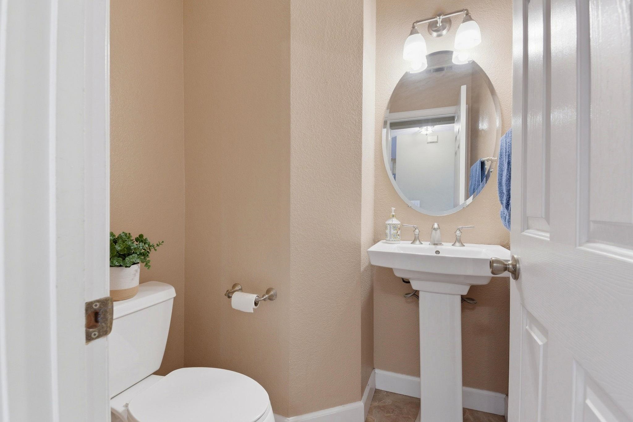 Detail Gallery Image 30 of 46 For 6189 Fieldstone Dr, Livermore,  CA 94551 - 4 Beds | 2/1 Baths