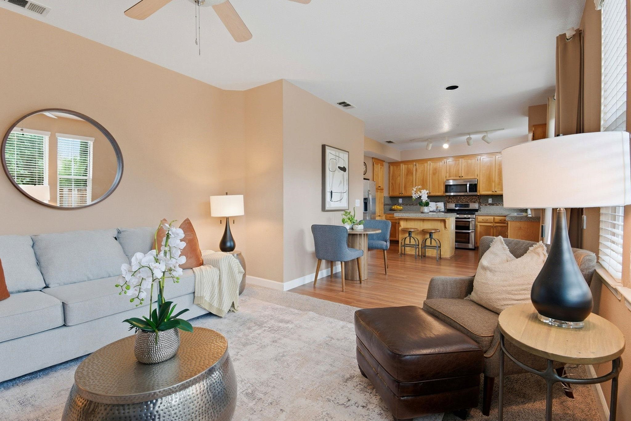 Detail Gallery Image 6 of 46 For 6189 Fieldstone Dr, Livermore,  CA 94551 - 4 Beds | 2/1 Baths