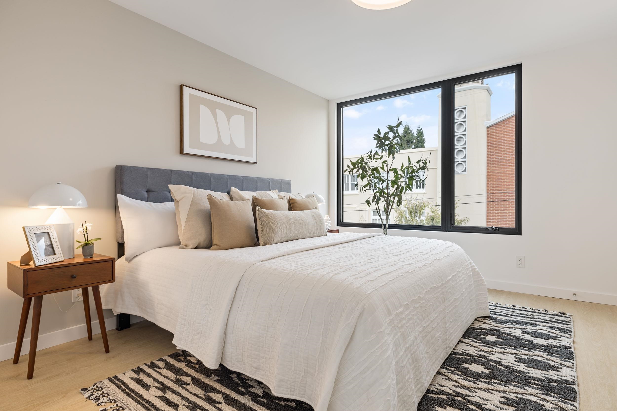 Detail Gallery Image 25 of 34 For 1233 Hampel St., Oakland,  CA 94602 - 3 Beds | 2 Baths