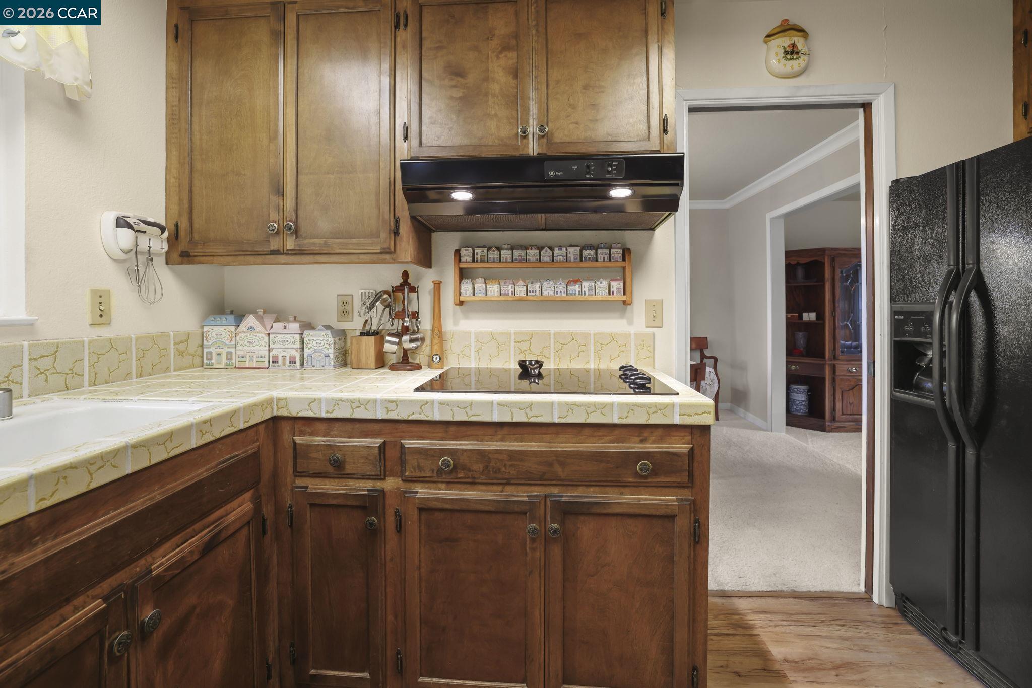 Detail Gallery Image 12 of 31 For 61 Banbridge Pl, Pleasant Hill,  CA 94523 - 4 Beds | 2/1 Baths