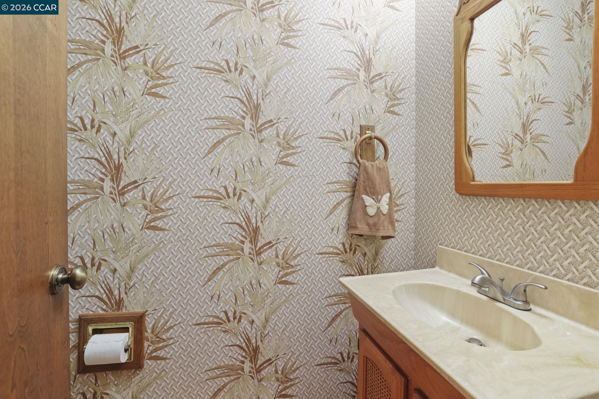 Detail Gallery Image 19 of 31 For 61 Banbridge Pl, Pleasant Hill,  CA 94523 - 4 Beds | 2/1 Baths