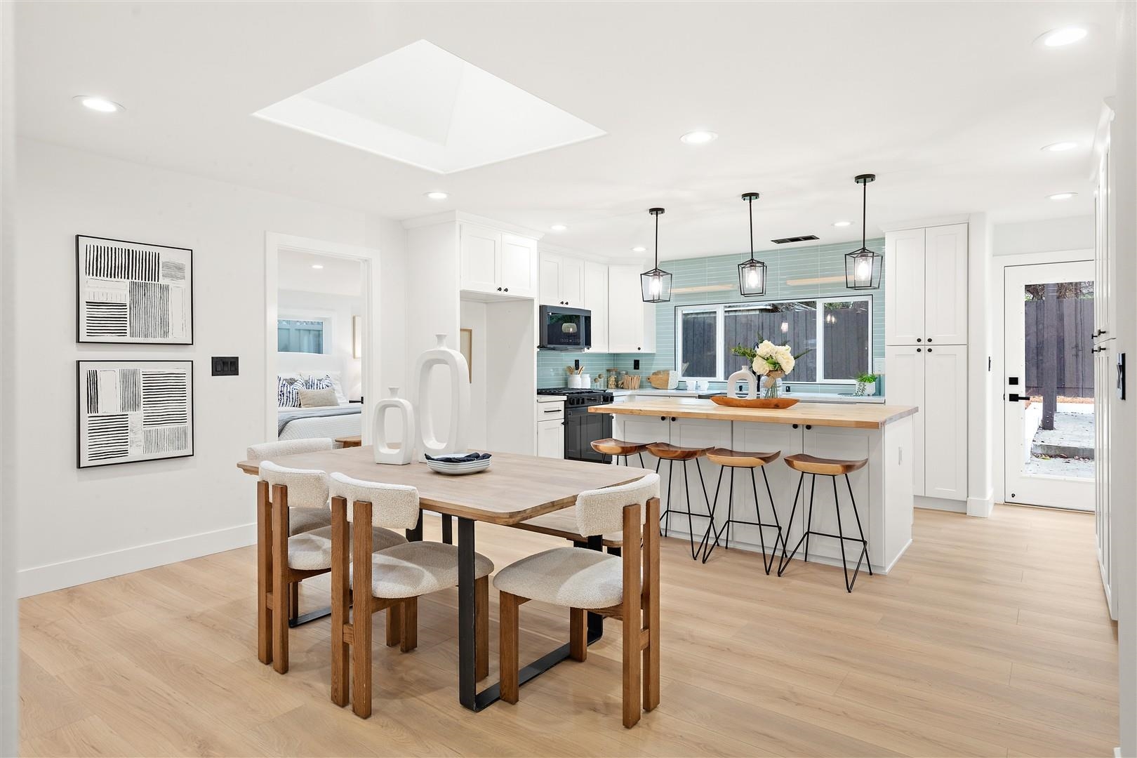 Detail Gallery Image 7 of 54 For 1189 Skylake Ct, Sunnyvale,  CA 94089 - 4 Beds | 3 Baths