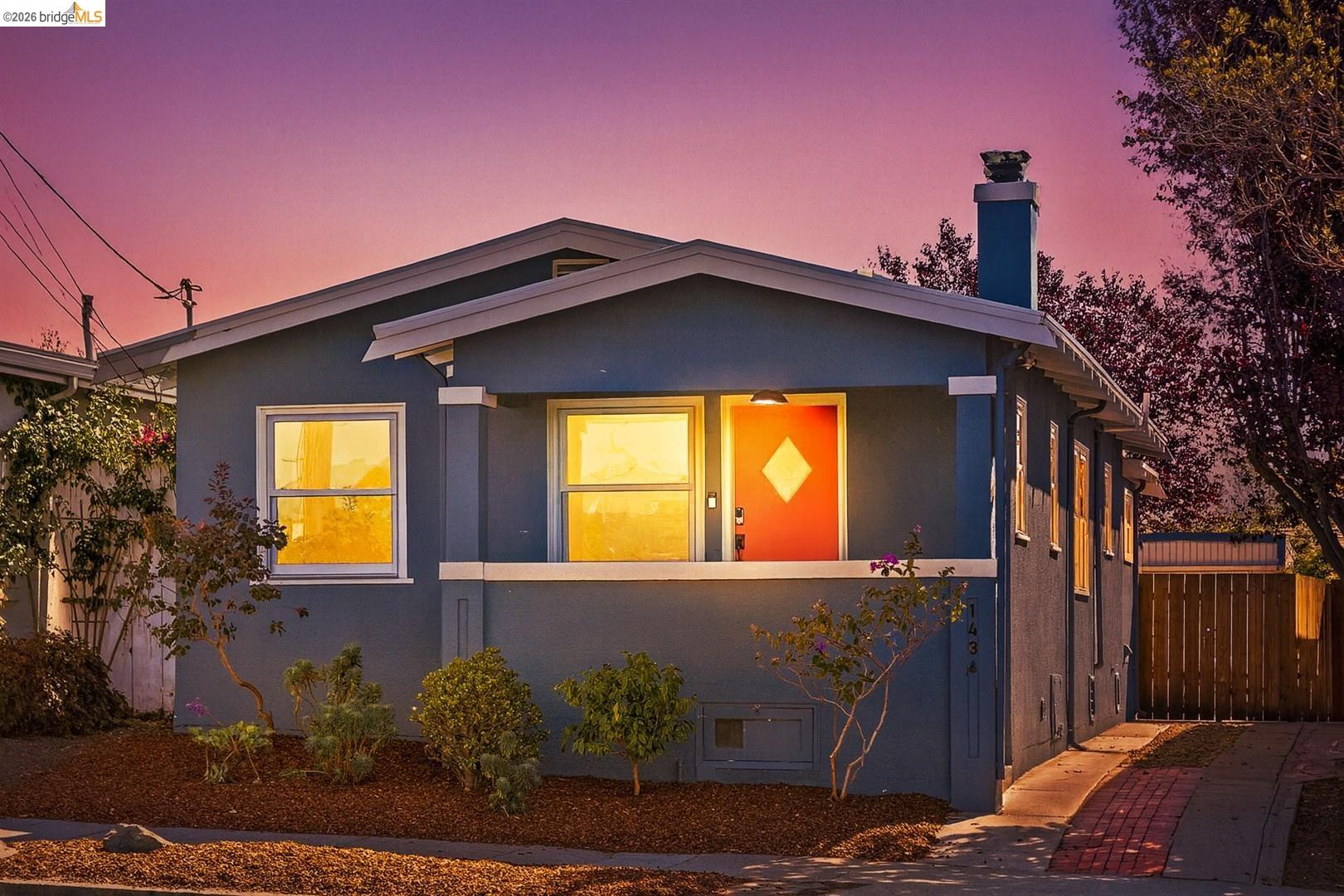 Front Image Thumbnail for EB41123918