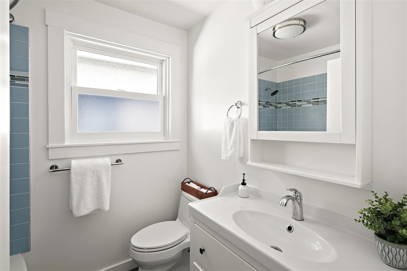 Detail Gallery Image 22 of 60 For 1436 Delaware St, Berkeley,  CA 94702 - 2 Beds | 1 Baths