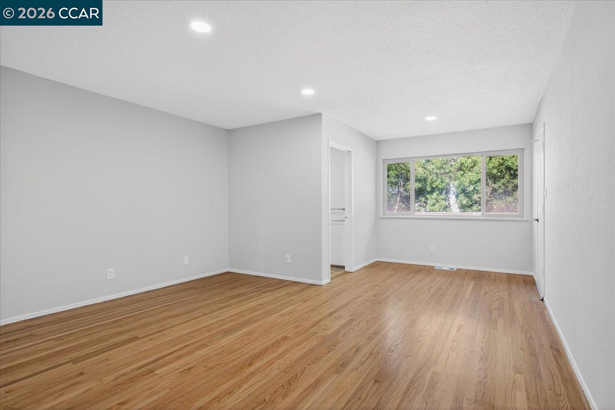 Detail Gallery Image 23 of 35 For 1374 Santa Clara Street, Richmond,  CA 94804 - 4 Beds | 2 Baths