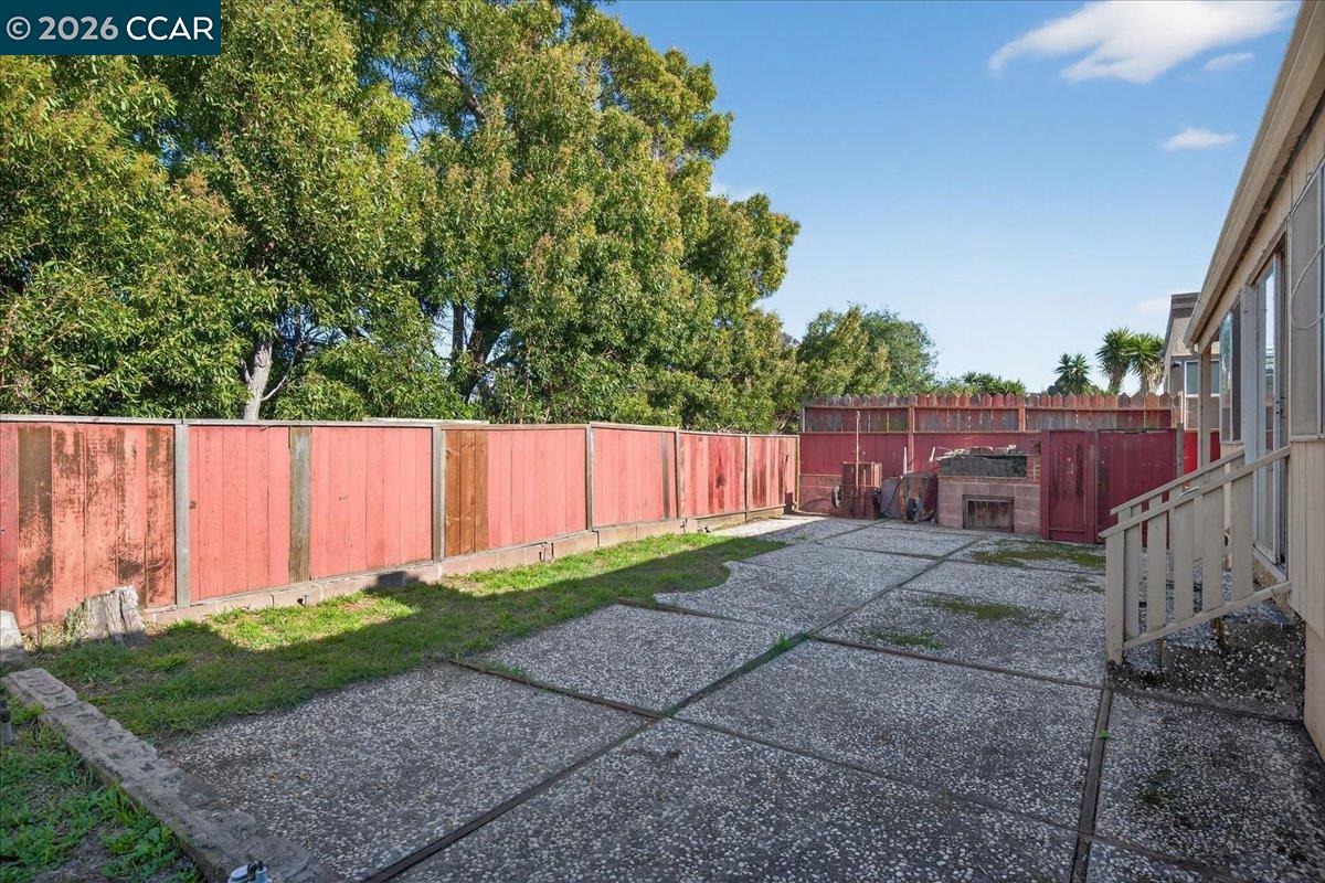 Detail Gallery Image 26 of 35 For 1374 Santa Clara Street, Richmond,  CA 94804 - 4 Beds | 2 Baths