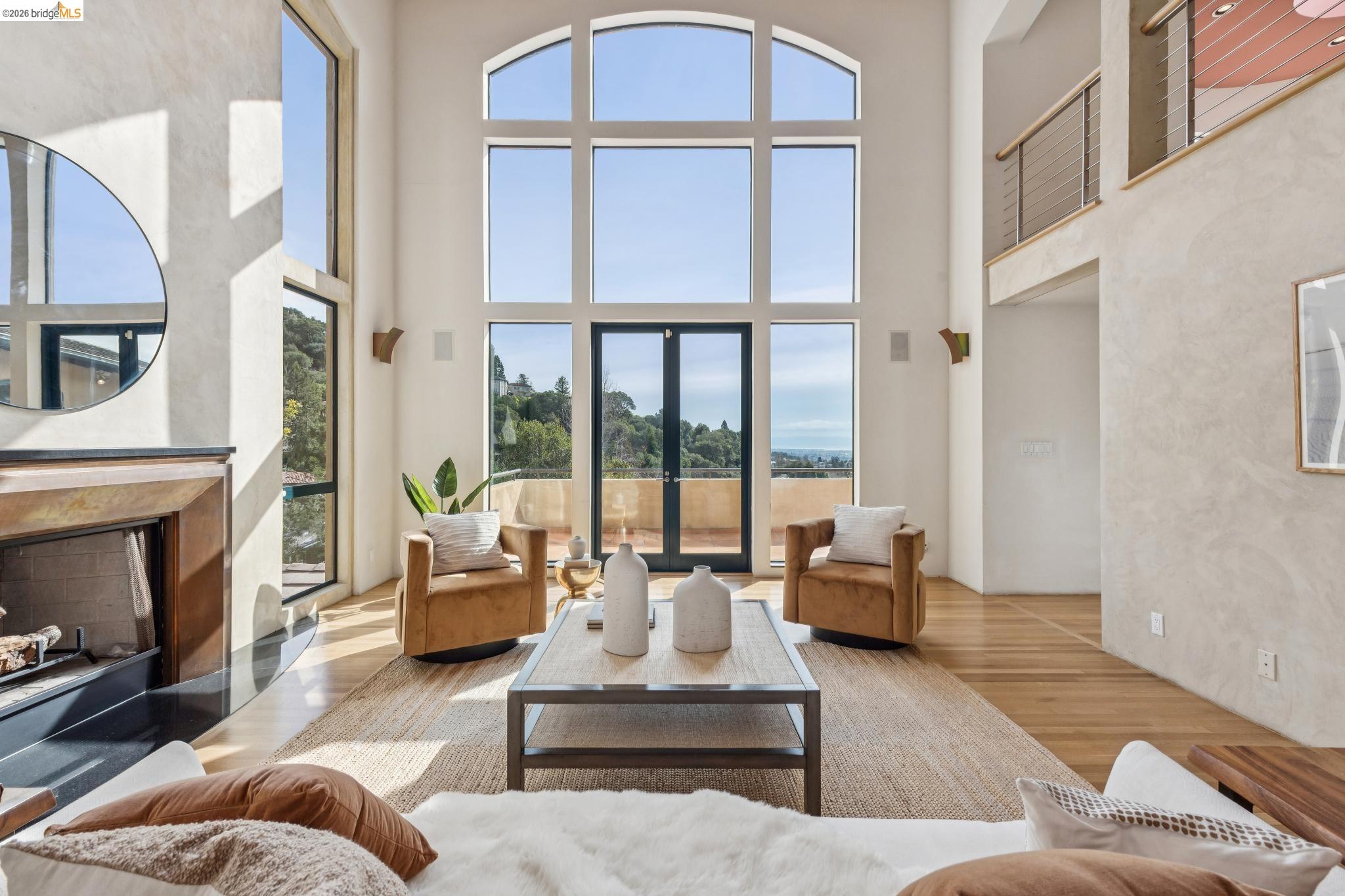 Detail Gallery Image 8 of 55 For 150 Vicente Rd, Berkeley,  CA 94705 - 4 Beds | 3/1 Baths