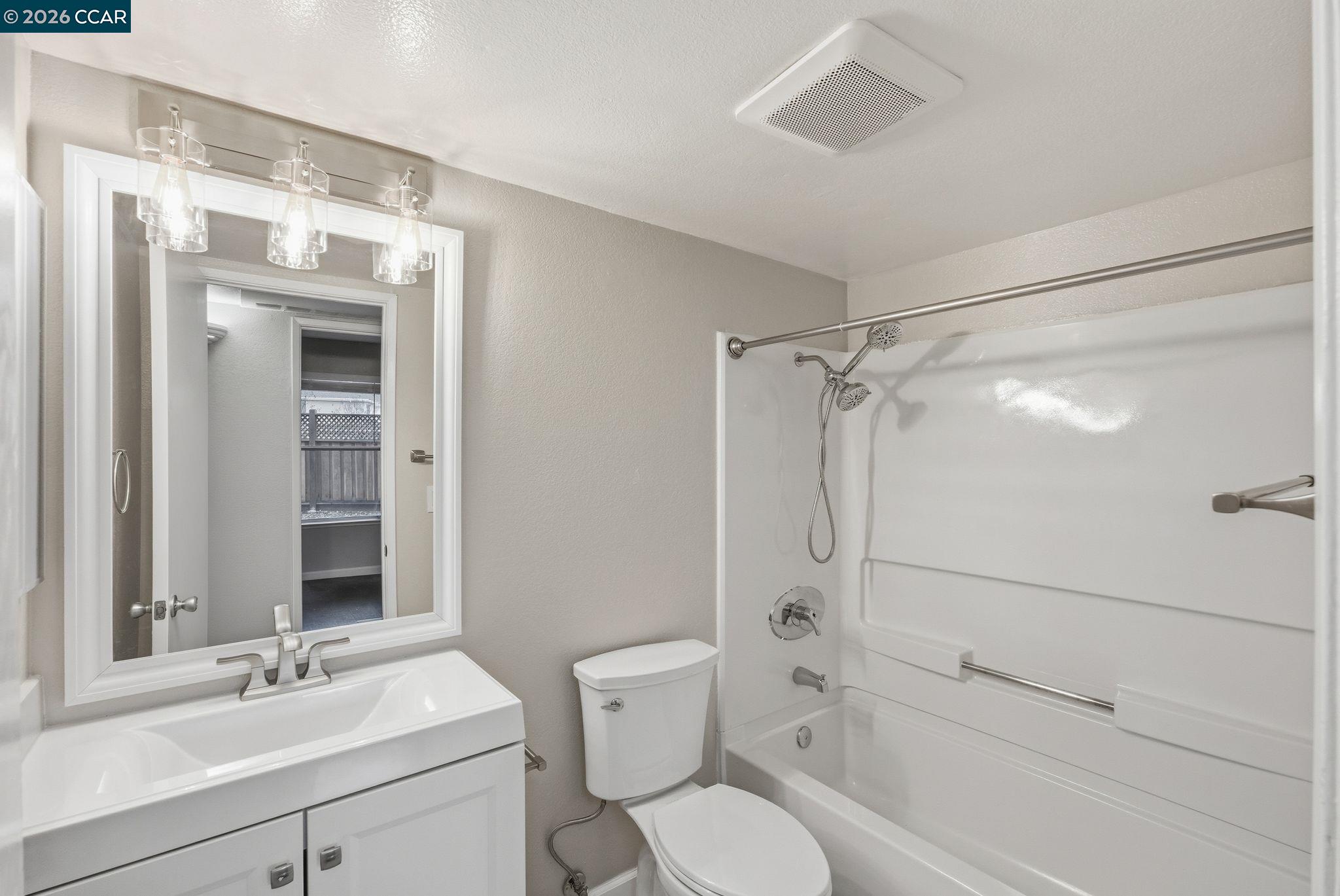 Photo #10: 41123924 Listing: Photo #10