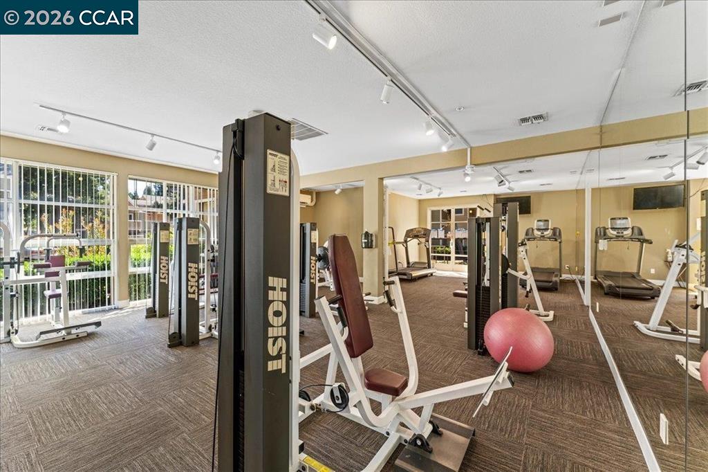 Photo #24: 41123924 Listing: Photo #24