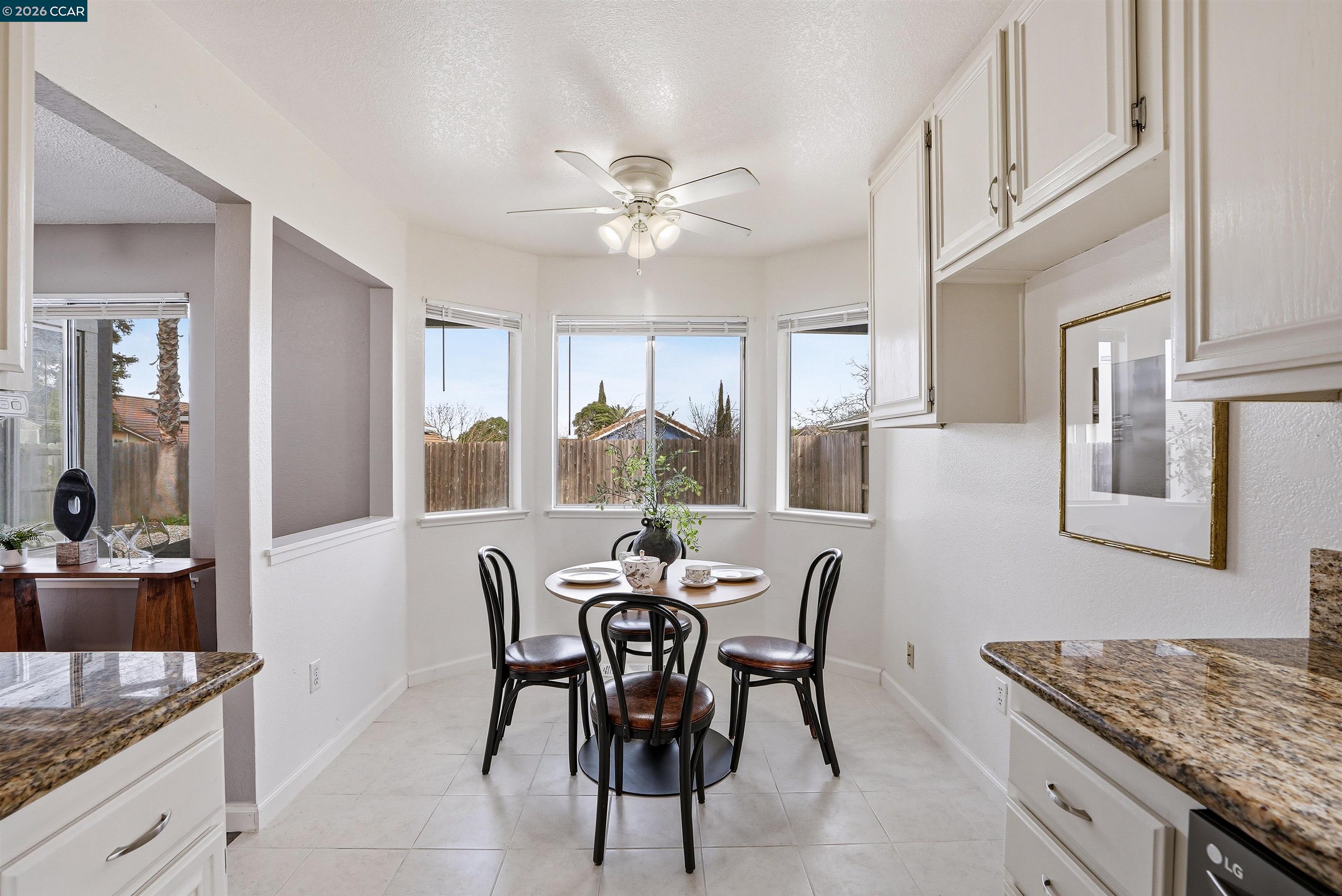 Detail Gallery Image 12 of 43 For 1132 Courtland Ct, Fairfield,  CA 94534 - 4 Beds | 3/1 Baths