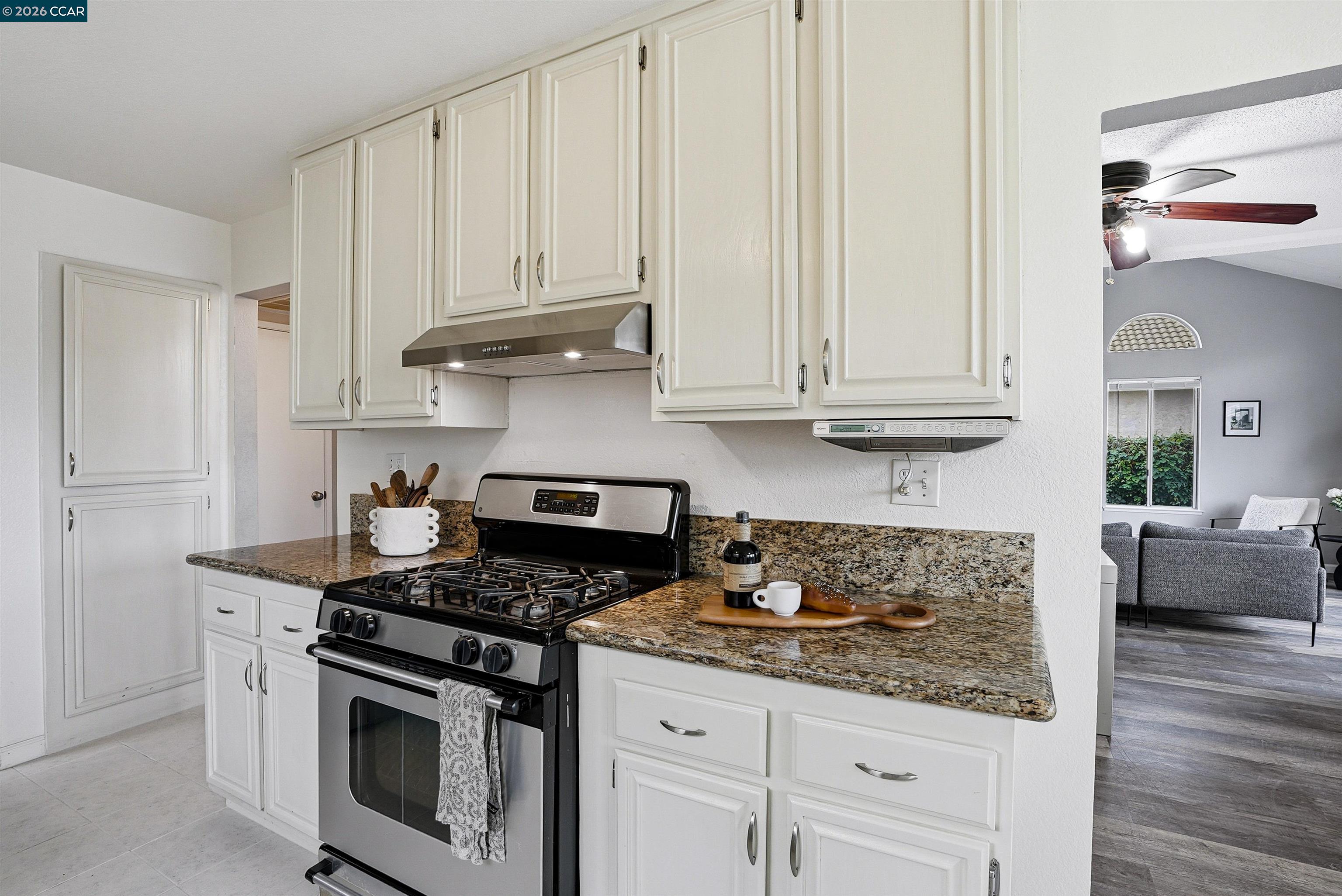 Detail Gallery Image 13 of 43 For 1132 Courtland Ct, Fairfield,  CA 94534 - 4 Beds | 3/1 Baths