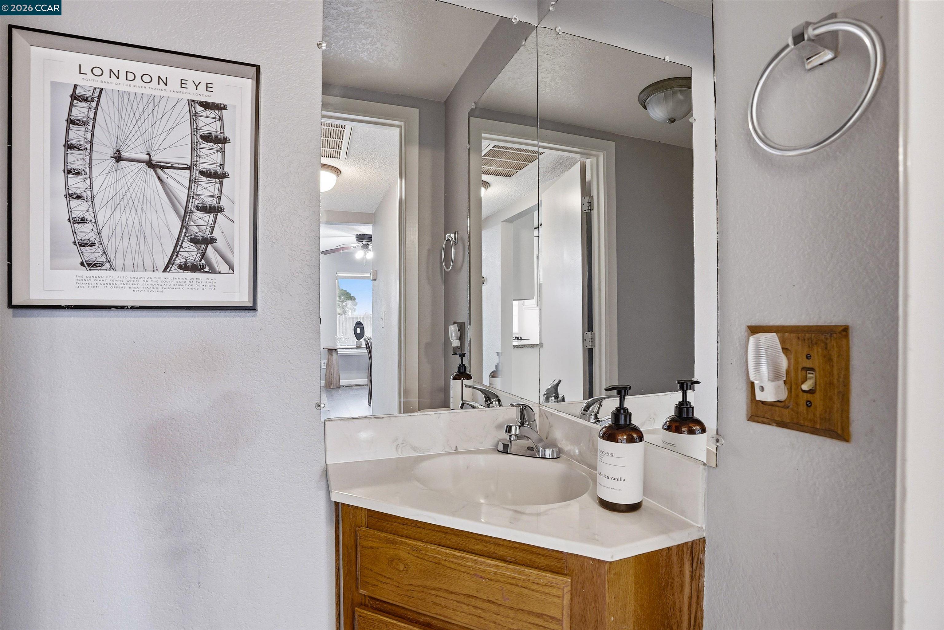 Detail Gallery Image 17 of 43 For 1132 Courtland Ct, Fairfield,  CA 94534 - 4 Beds | 3/1 Baths