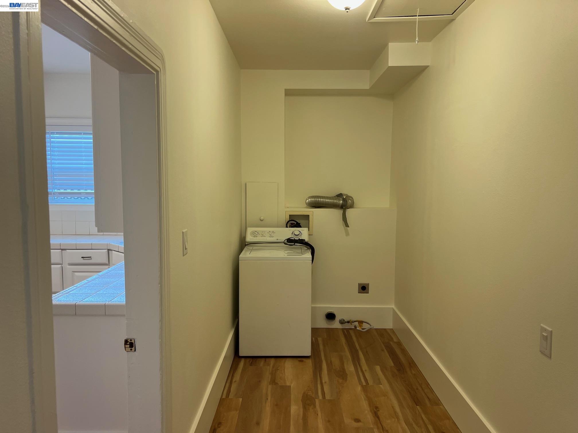 Detail Gallery Image 35 of 56 For 708 N L St, Livermore,  CA 94551 - 3 Beds | 1 Baths