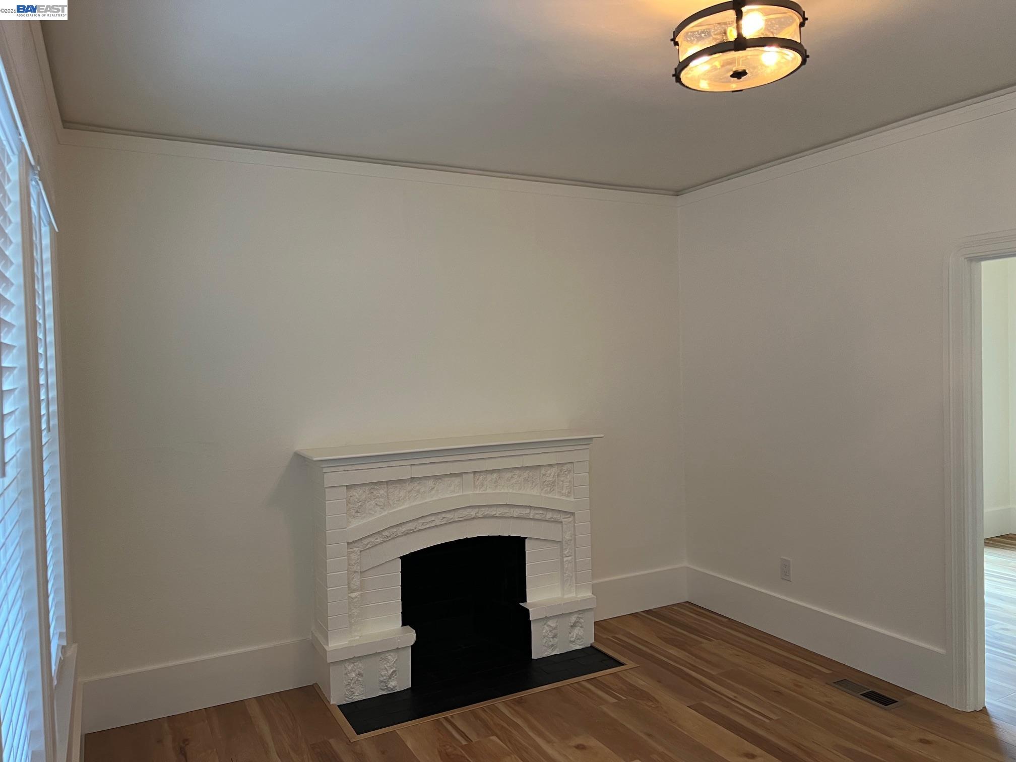 Detail Gallery Image 6 of 56 For 708 N L St, Livermore,  CA 94551 - 3 Beds | 1 Baths