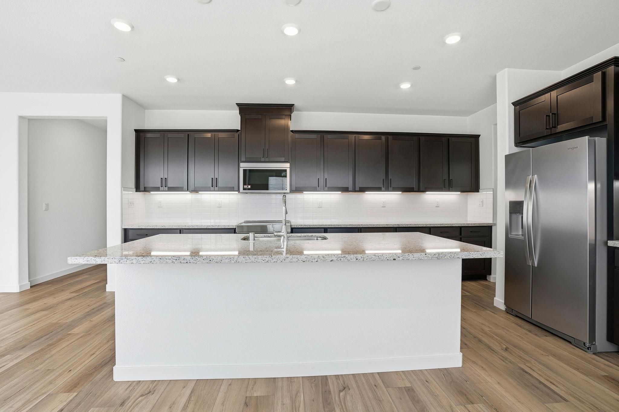 Detail Gallery Image 2 of 12 For 1012 Bluebell Circle, Discovery Bay,  CA 94505 - 5 Beds | 3/1 Baths