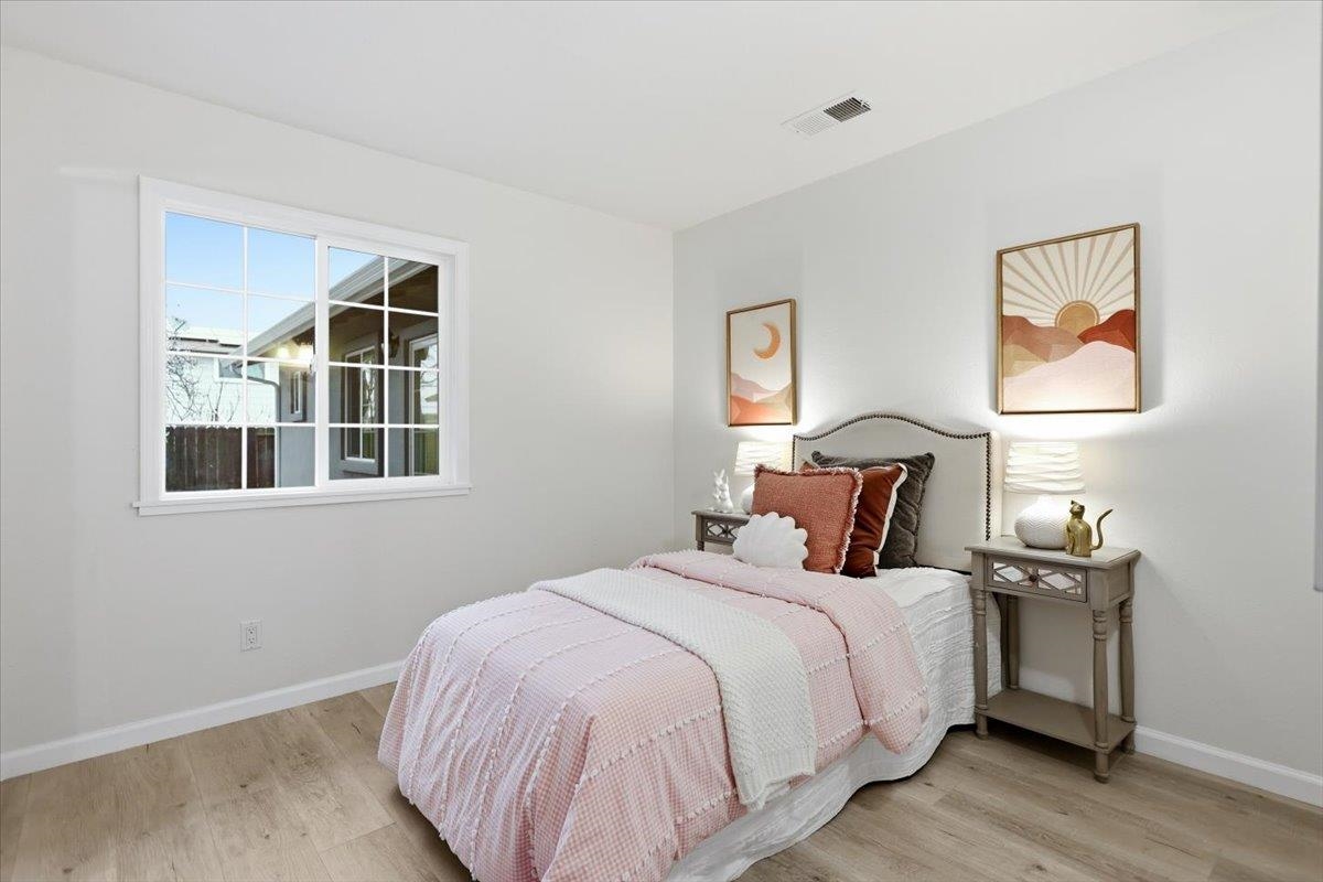 Detail Gallery Image 14 of 35 For 7447 Tamarack Dr, Dublin,  CA 94568 - 4 Beds | 3 Baths