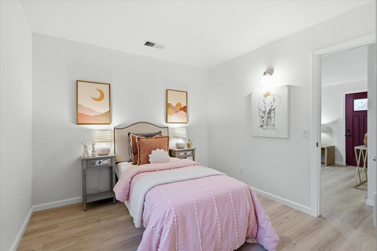 Detail Gallery Image 15 of 35 For 7447 Tamarack Dr, Dublin,  CA 94568 - 4 Beds | 3 Baths