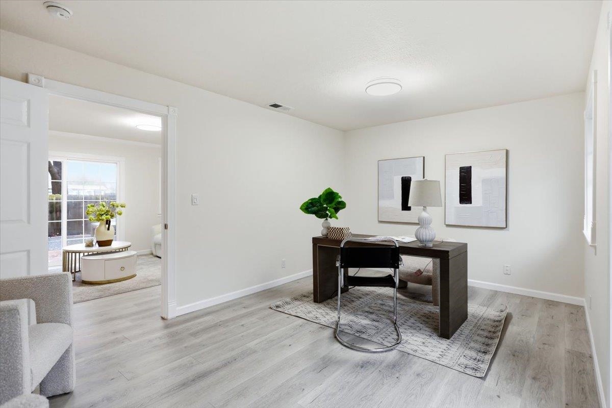 Detail Gallery Image 27 of 35 For 7447 Tamarack Dr, Dublin,  CA 94568 - 4 Beds | 3 Baths