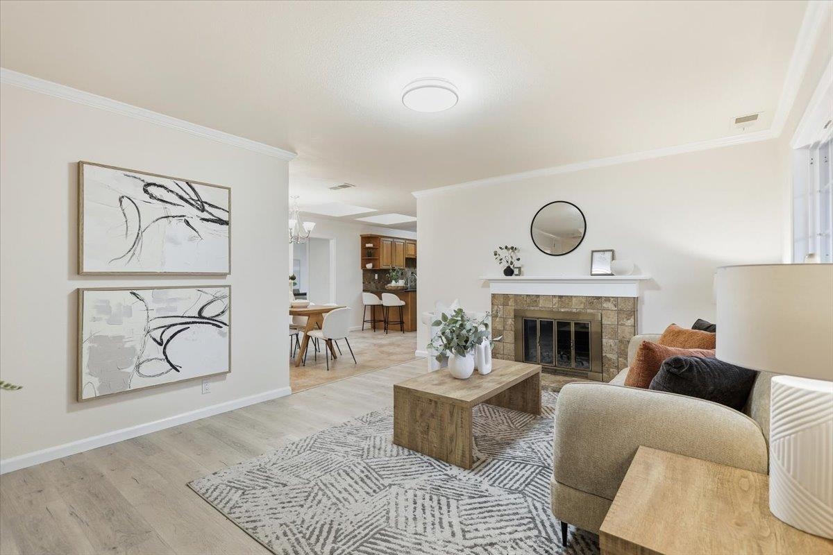 Detail Gallery Image 4 of 35 For 7447 Tamarack Dr, Dublin,  CA 94568 - 4 Beds | 3 Baths