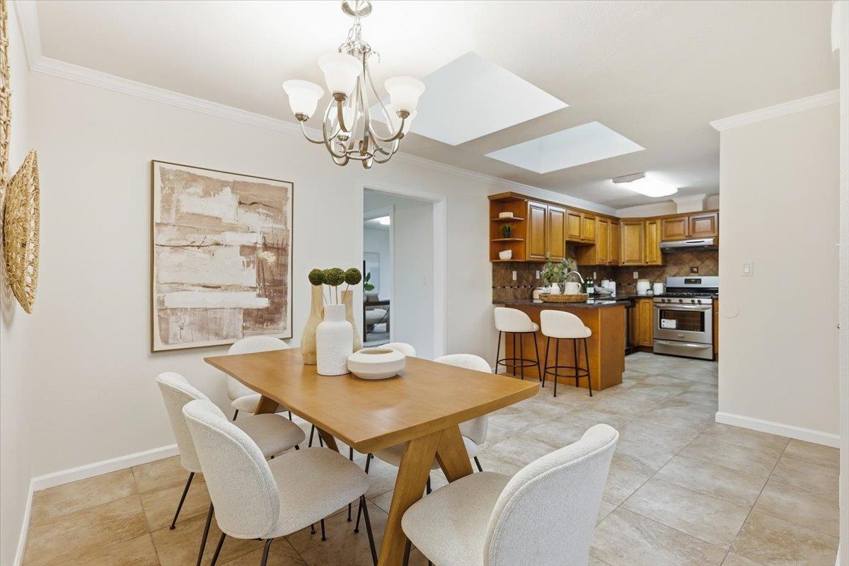 Detail Gallery Image 8 of 35 For 7447 Tamarack Dr, Dublin,  CA 94568 - 4 Beds | 3 Baths