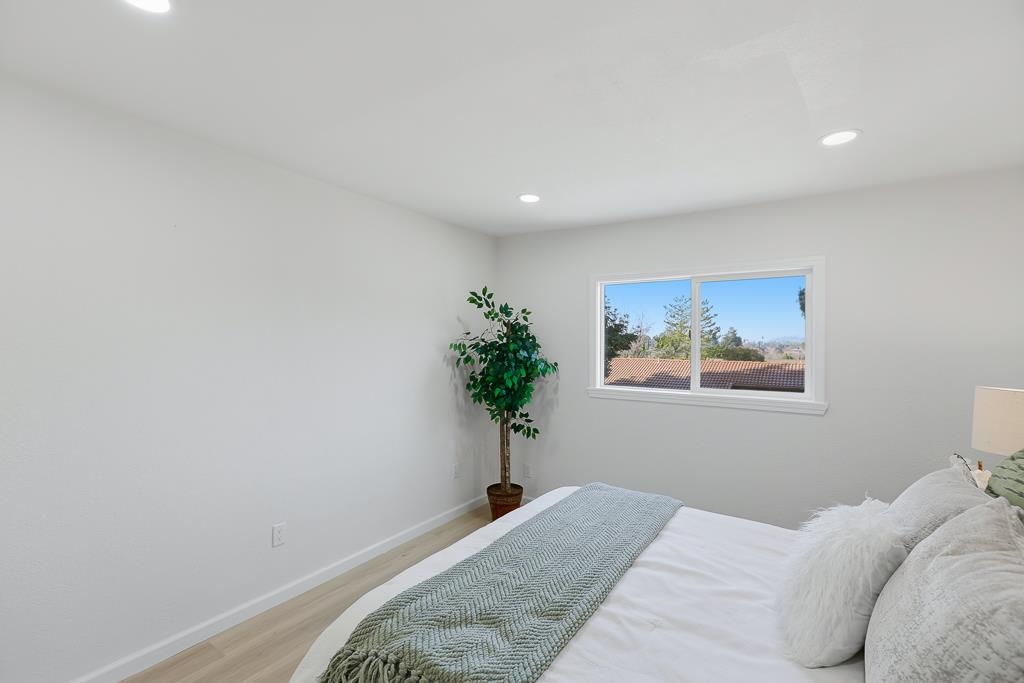 Detail Gallery Image 14 of 47 For 769 Covina Way, Fremont,  CA 94539 - 5 Beds | 3 Baths