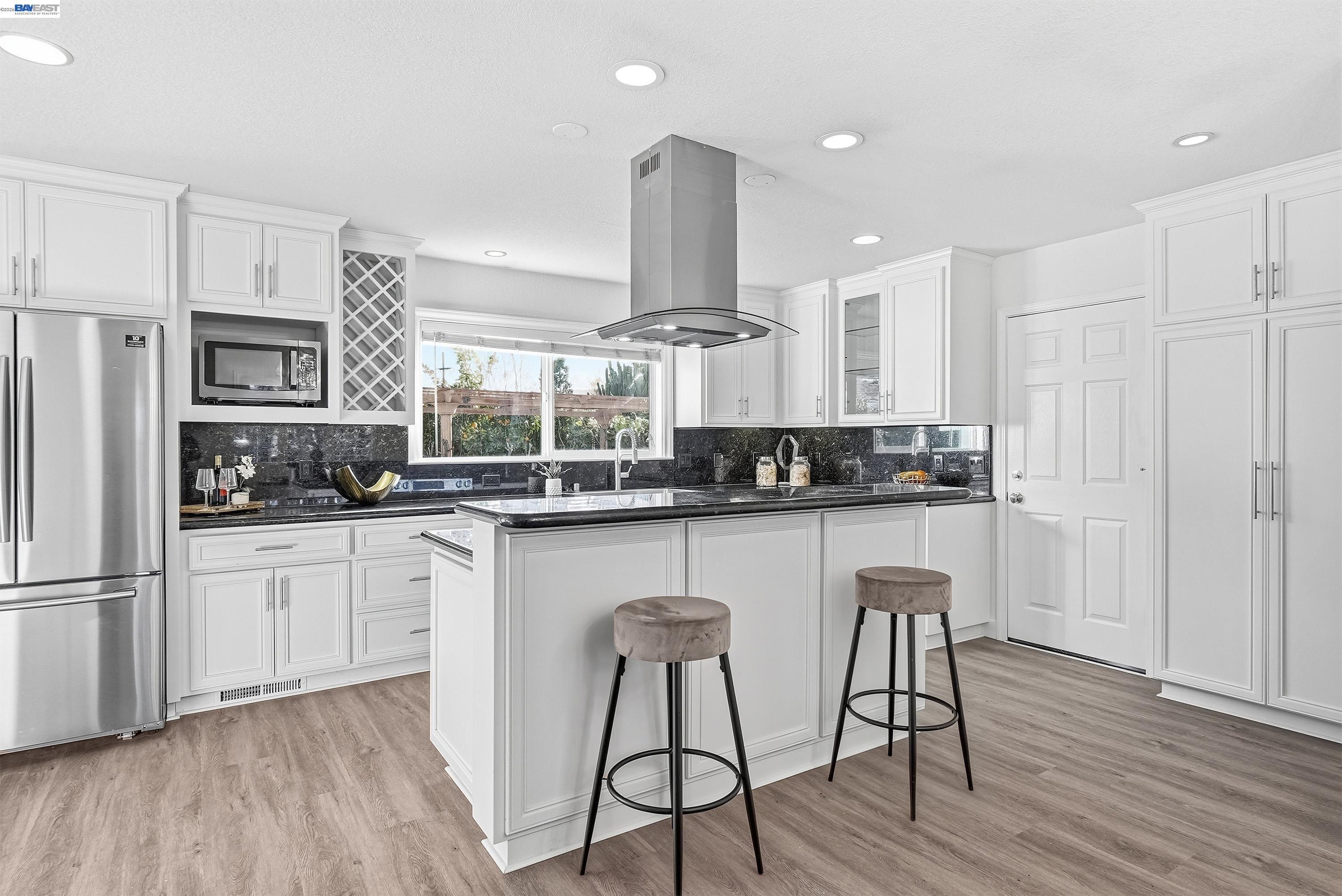 Detail Gallery Image 12 of 51 For 4022 Silver St, Pleasanton,  CA 94566 - 3 Beds | 2 Baths