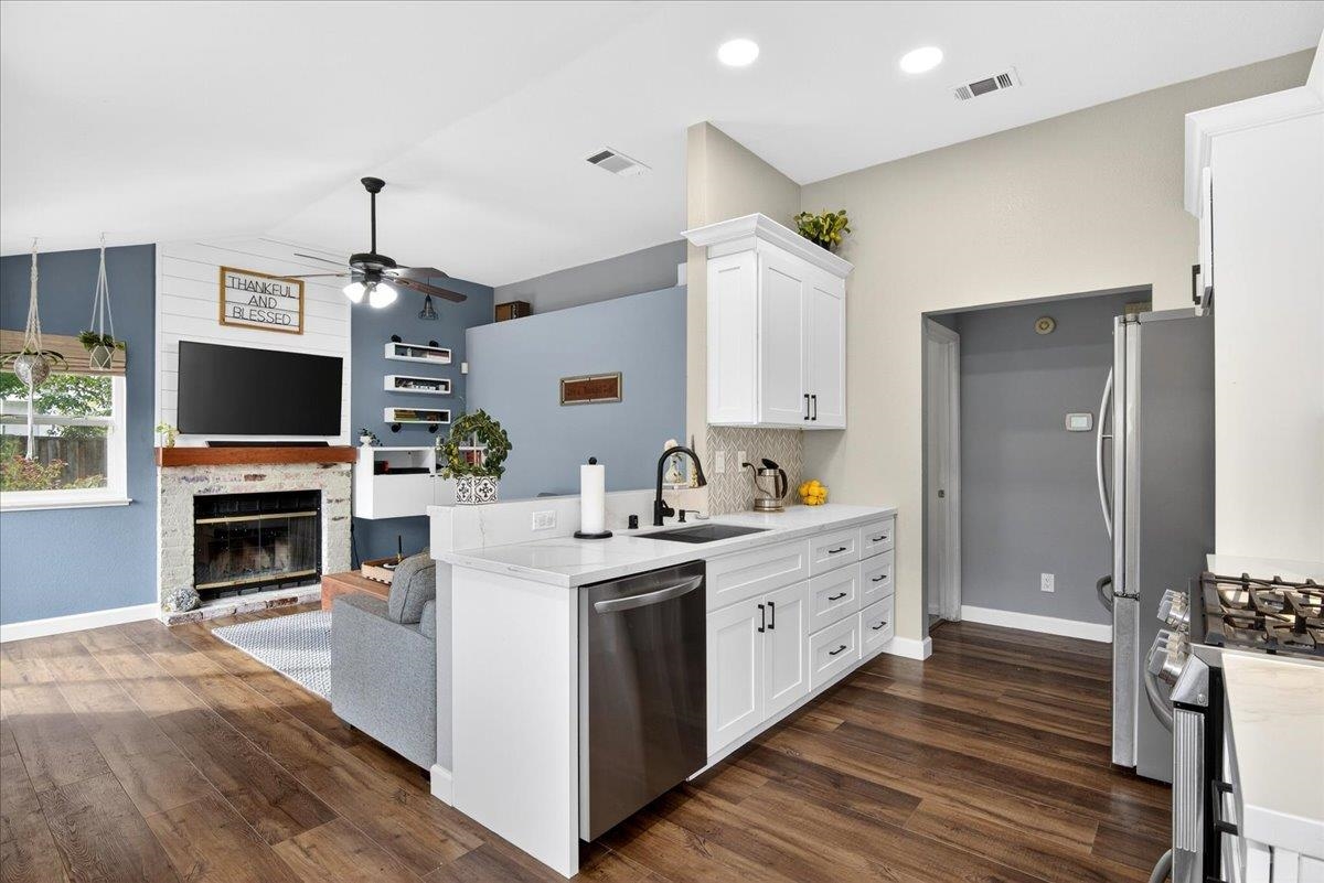 Detail Gallery Image 15 of 41 For 1781 Chandon Way, Oakley,  CA 94561 - 3 Beds | 2 Baths