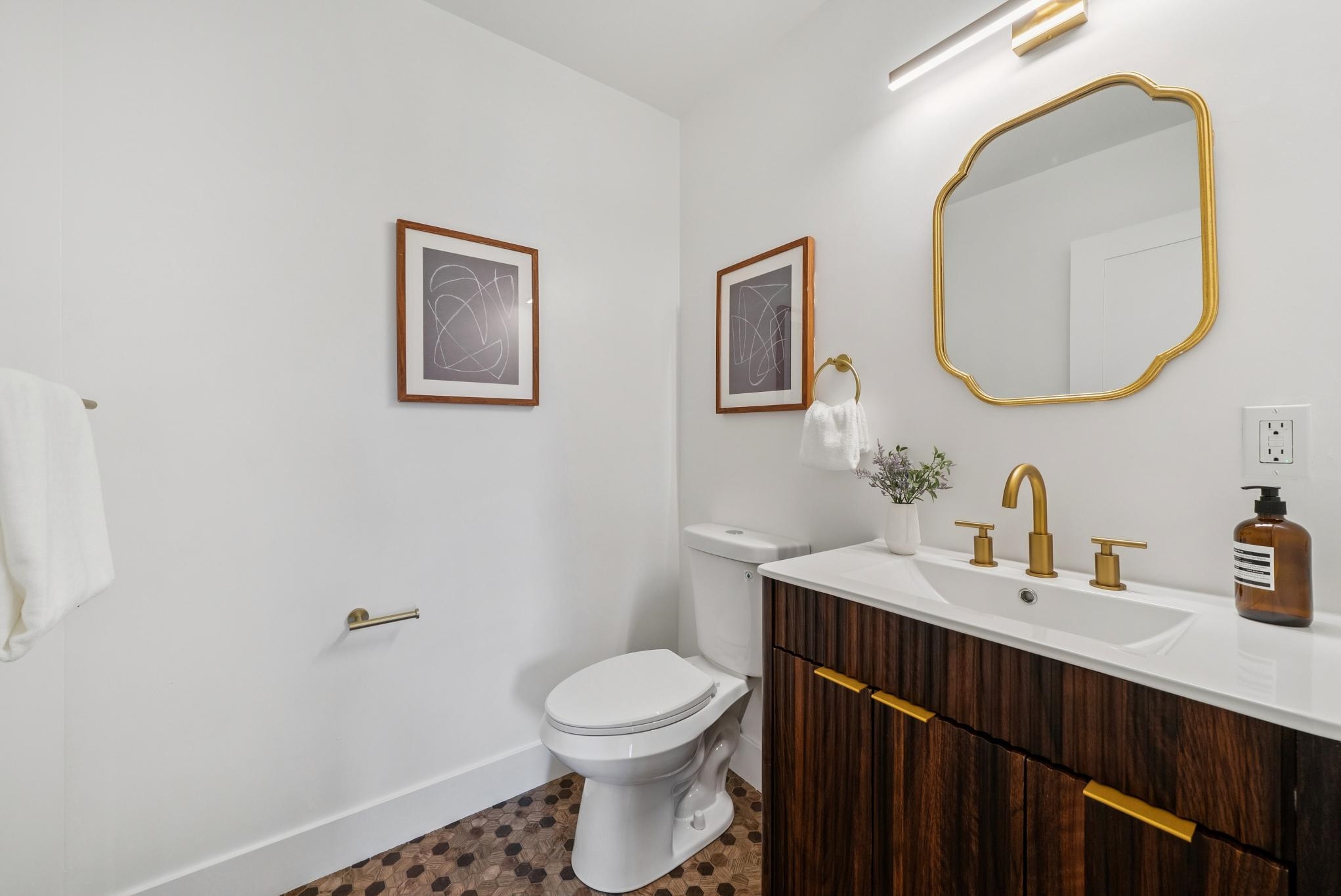 Detail Gallery Image 10 of 57 For 2435 Lunada, Alamo,  CA 94507-2610 - 3 Beds | 2/1 Baths