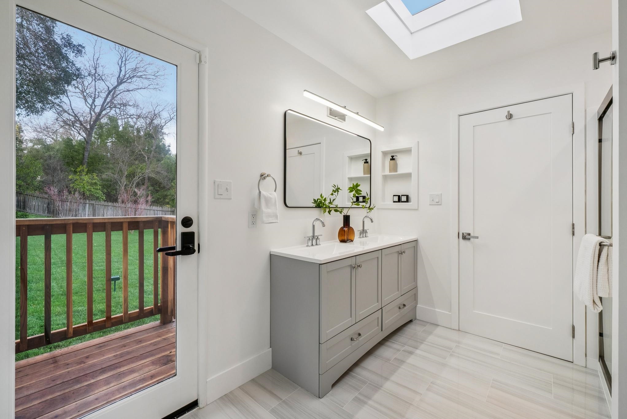 Detail Gallery Image 14 of 57 For 2435 Lunada, Alamo,  CA 94507-2610 - 3 Beds | 2/1 Baths