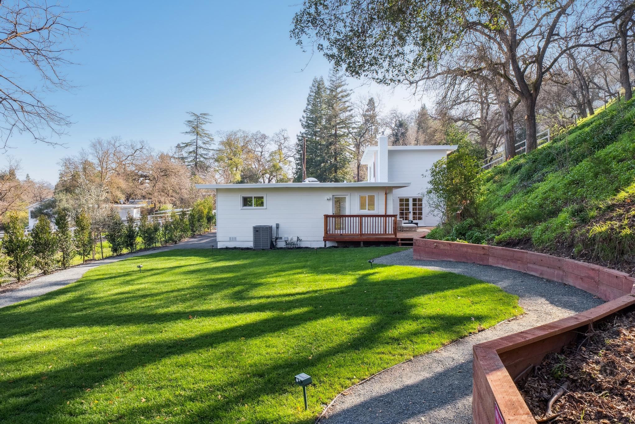 Detail Gallery Image 49 of 57 For 2435 Lunada, Alamo,  CA 94507-2610 - 3 Beds | 2/1 Baths